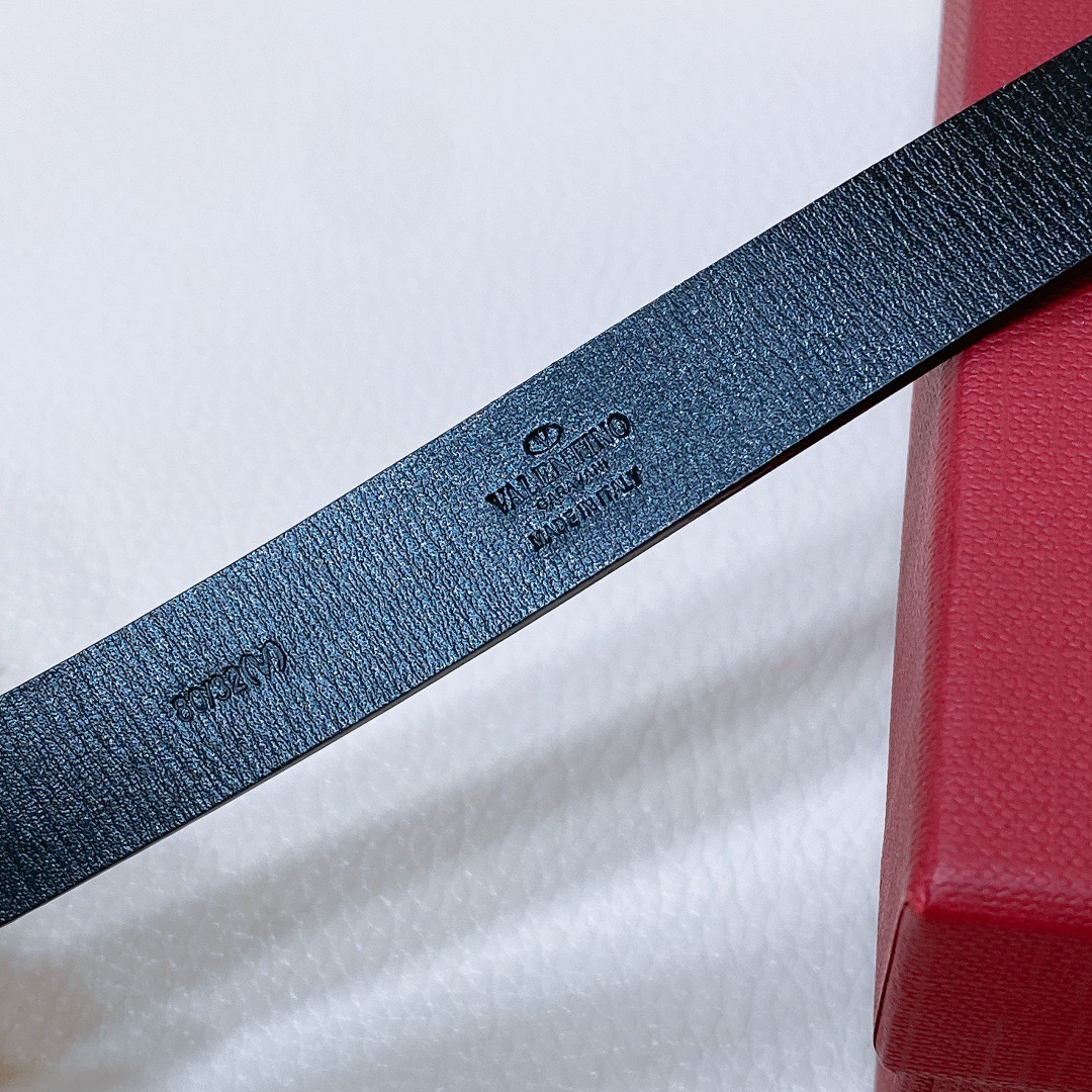 V*alentino Belts Top Quality