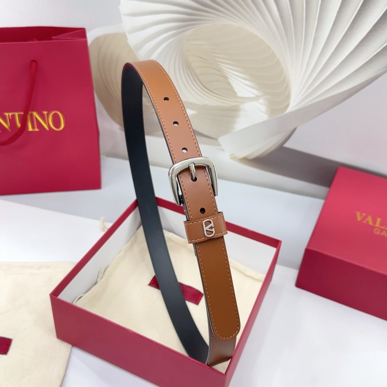 V*alentino Belts Top Quality