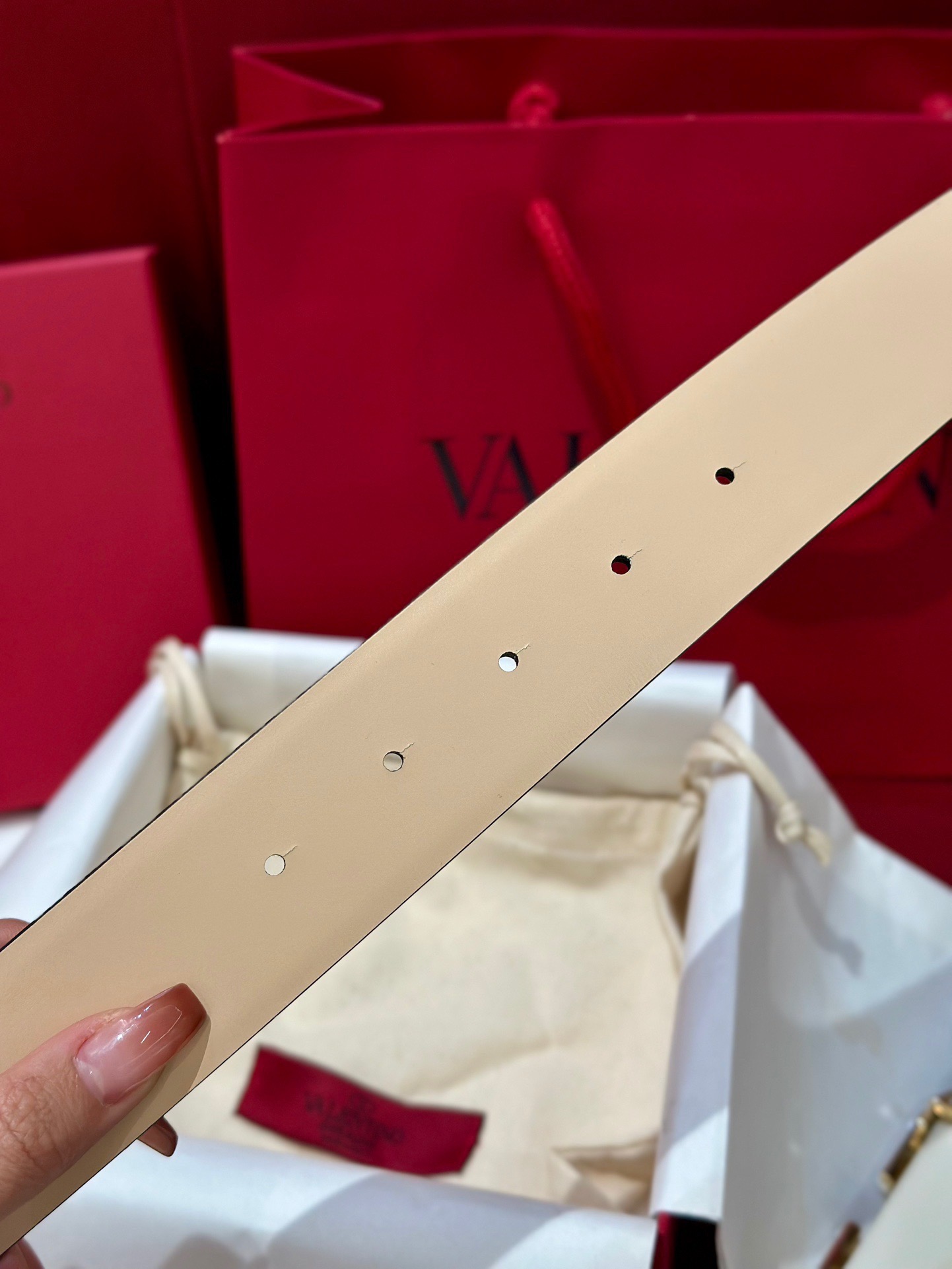 V*alentino Belts Top Quality