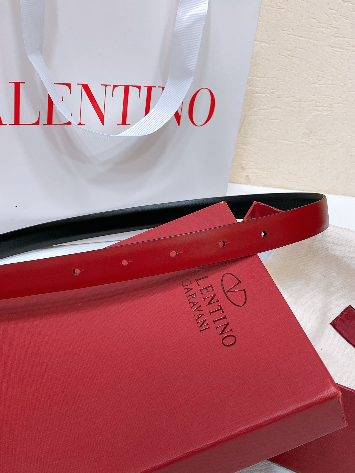 V*alentino Belts Top Quality