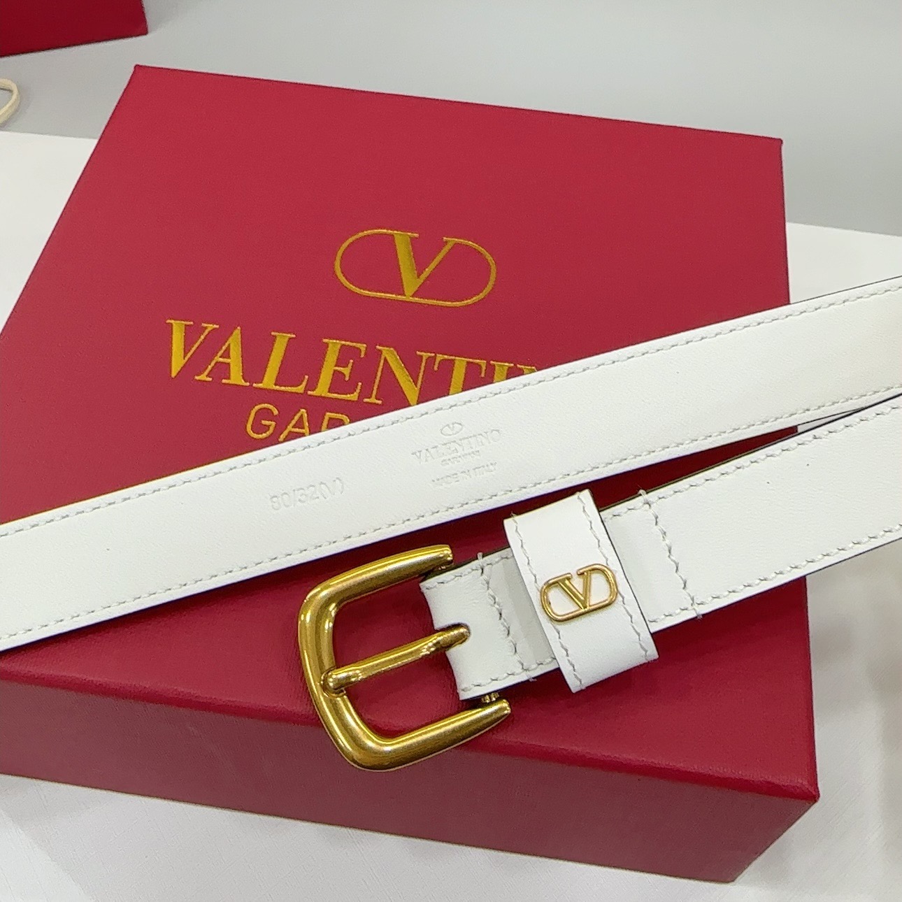 V*alentino Belts Top Quality