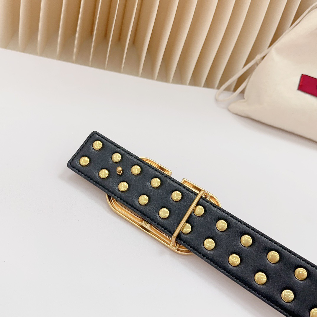 V*alentino Belts Top Quality