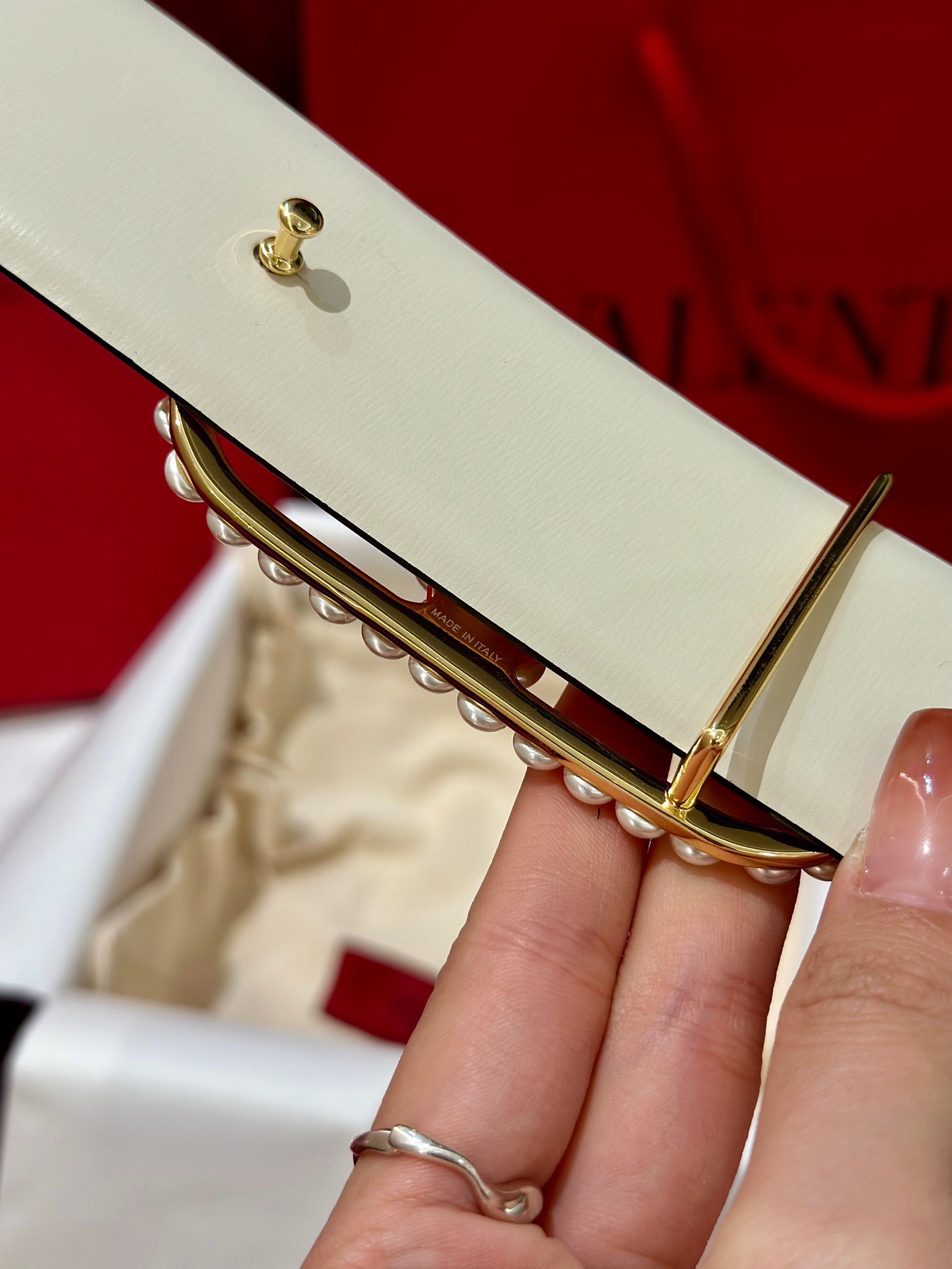 V*alentino Belts Top Quality