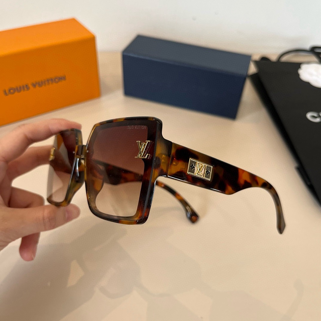 L*ouis V*uitton Glasses