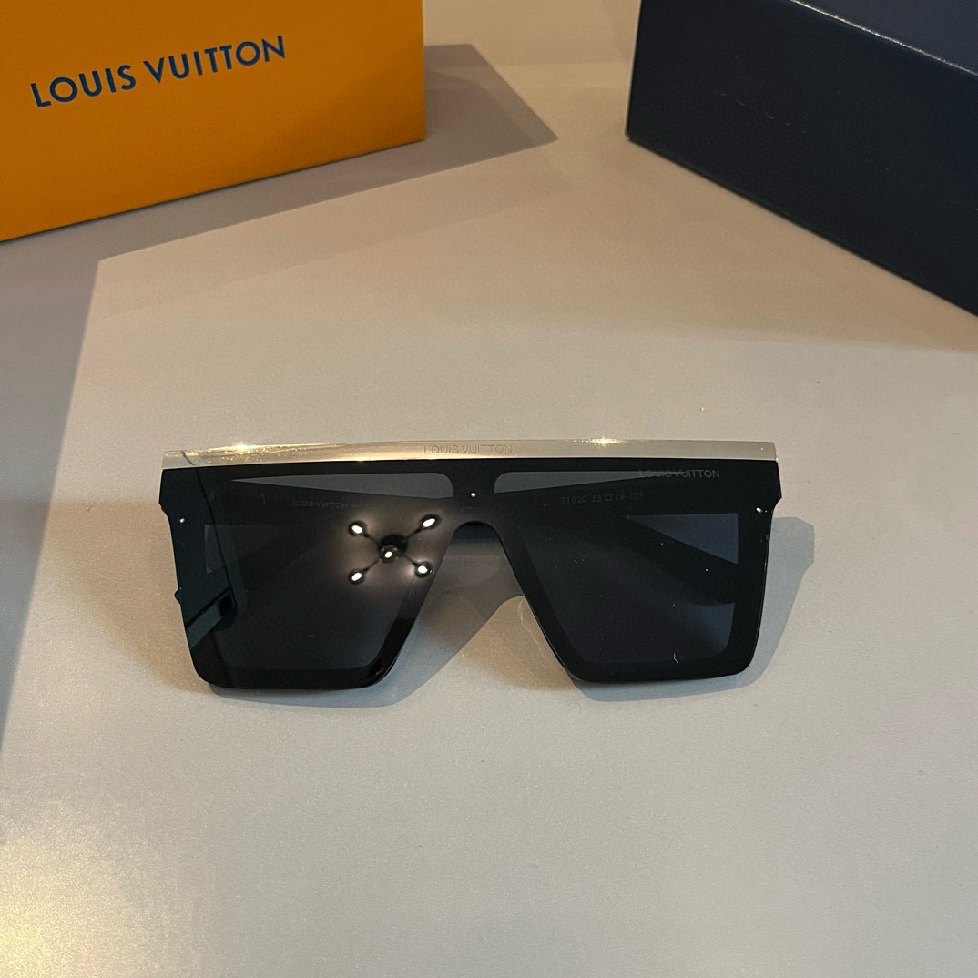 L*ouis V*uitton Glasses