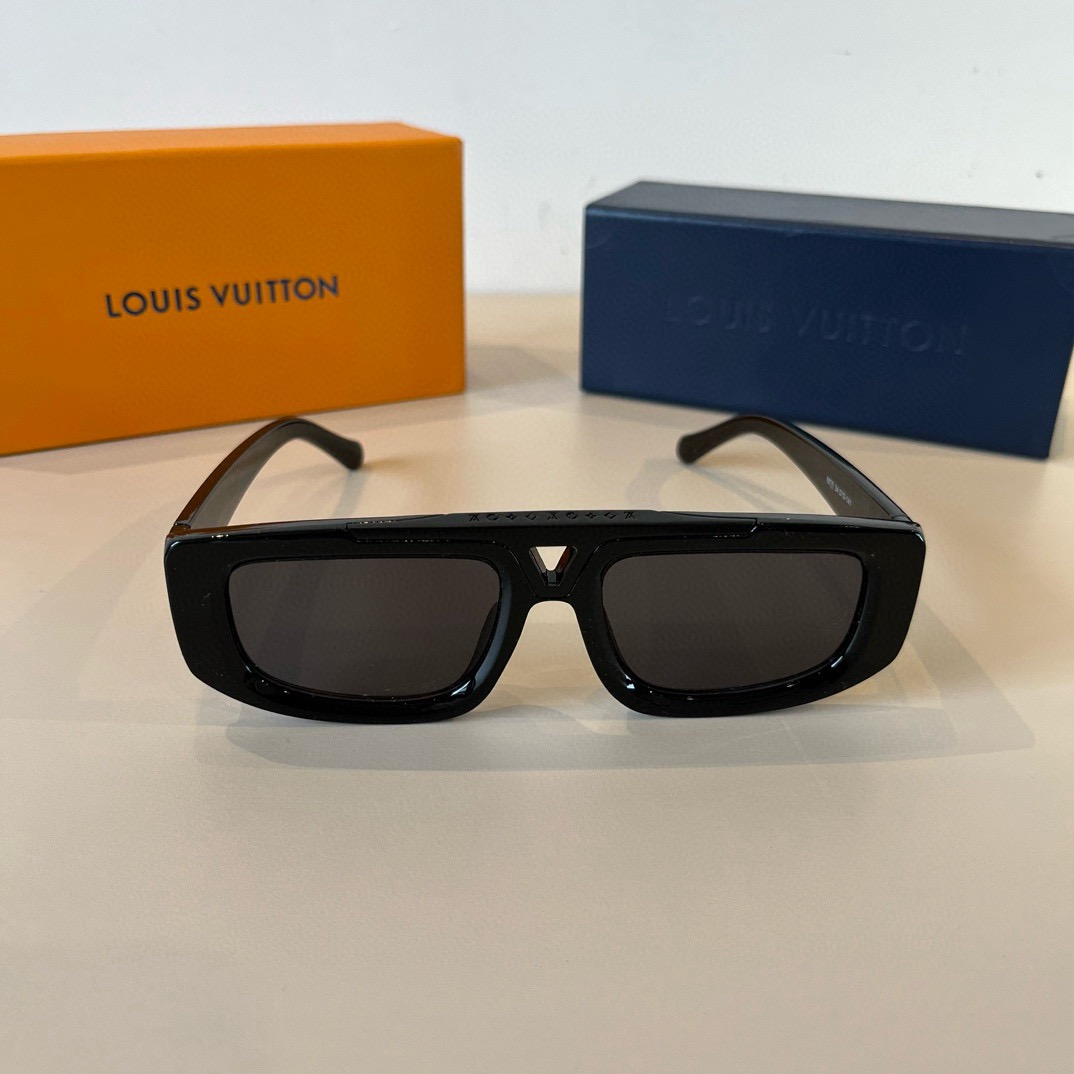 L*ouis V*uitton Glasses