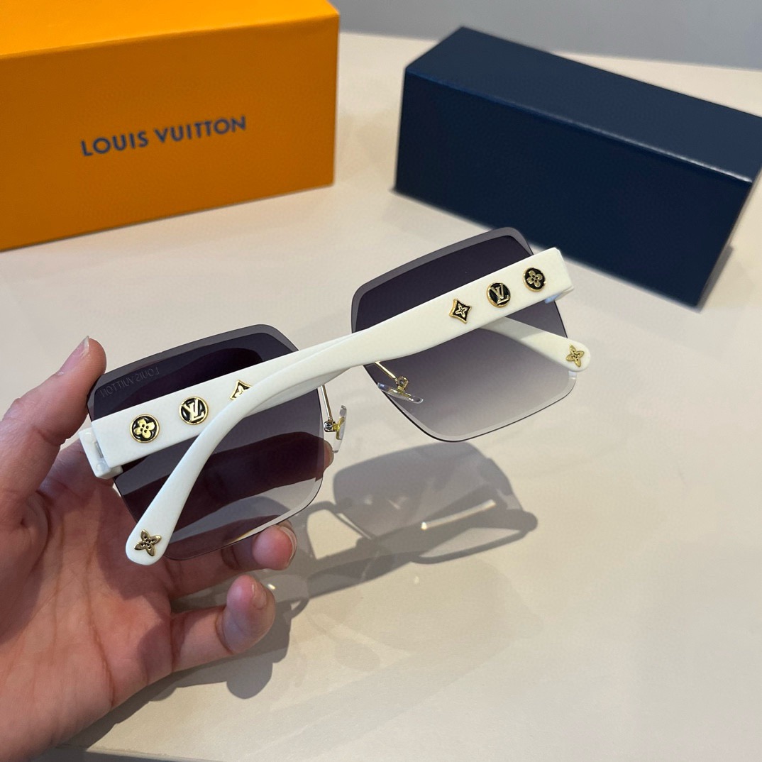 L*ouis V*uitton Glasses