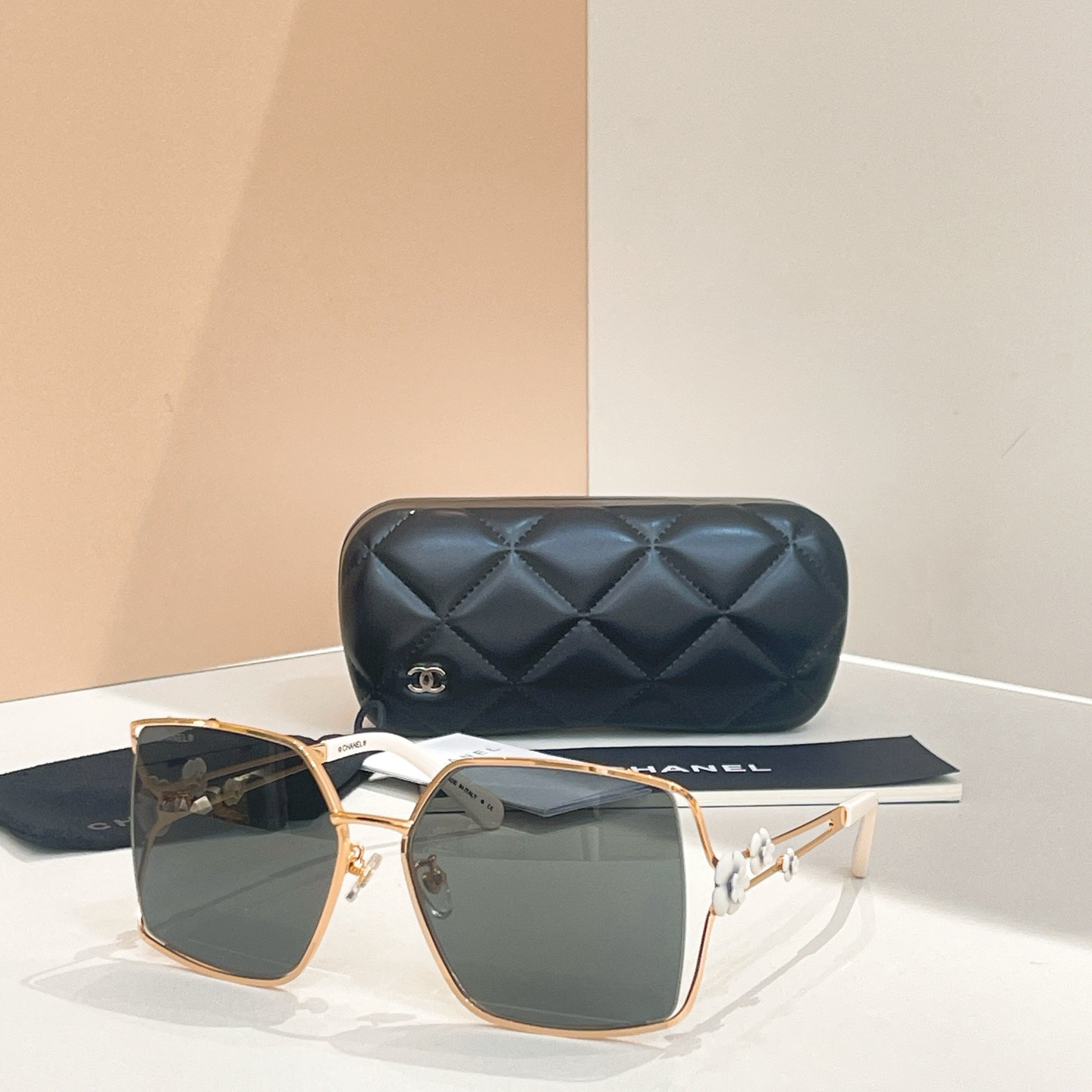 Top Quality C*hanel Glasses