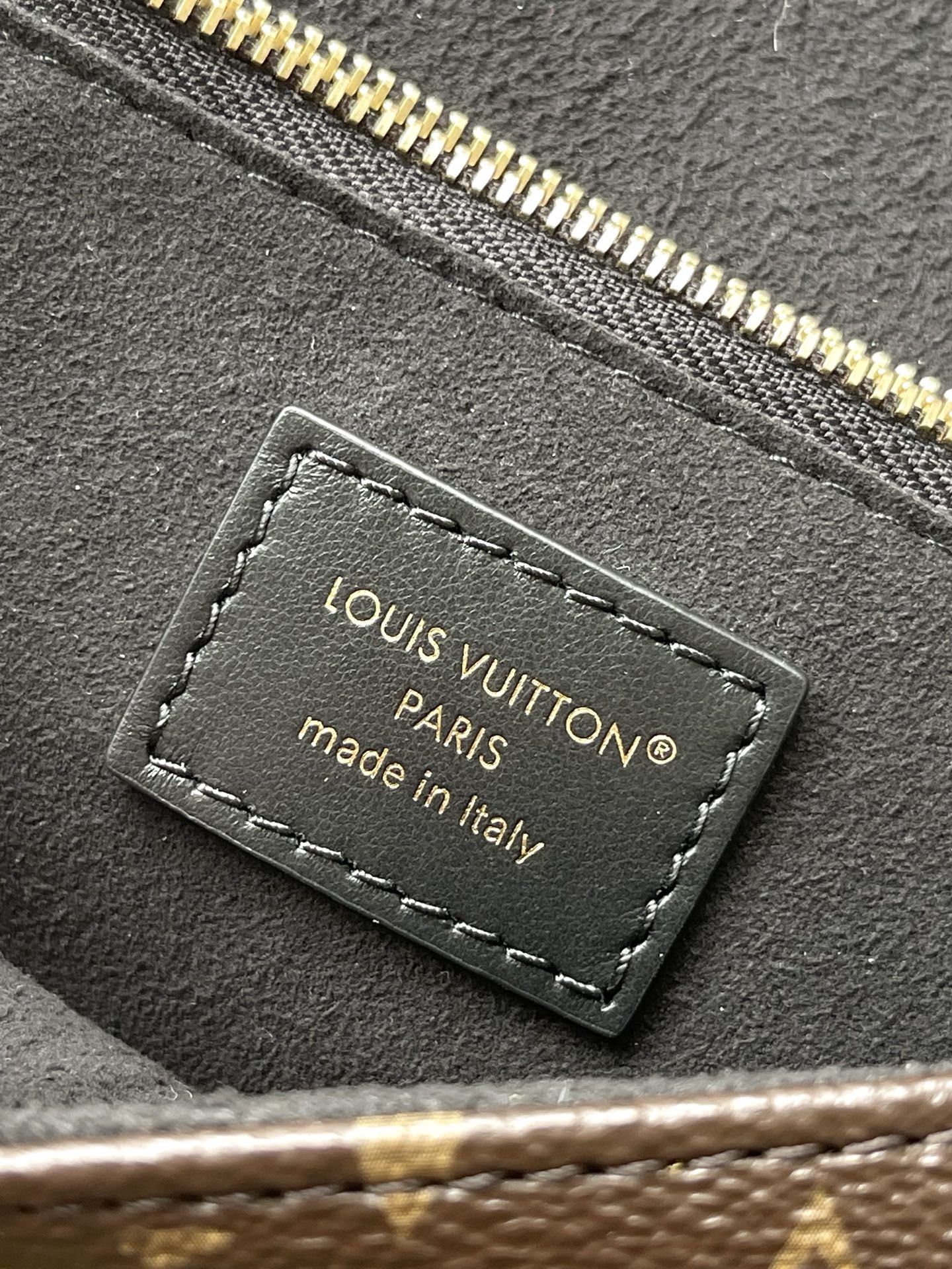 L*ouis V*uitton Top Bag