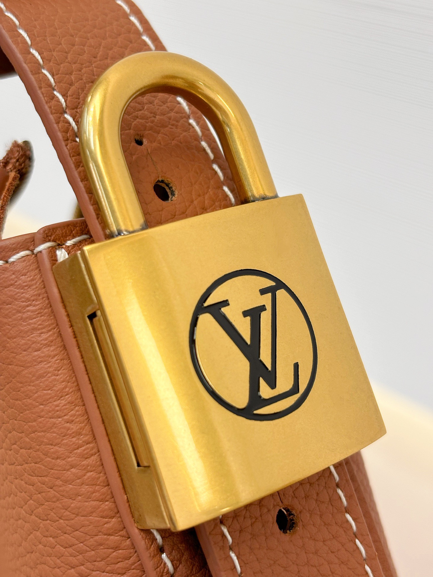 L*ouis V*uitton Top Bag