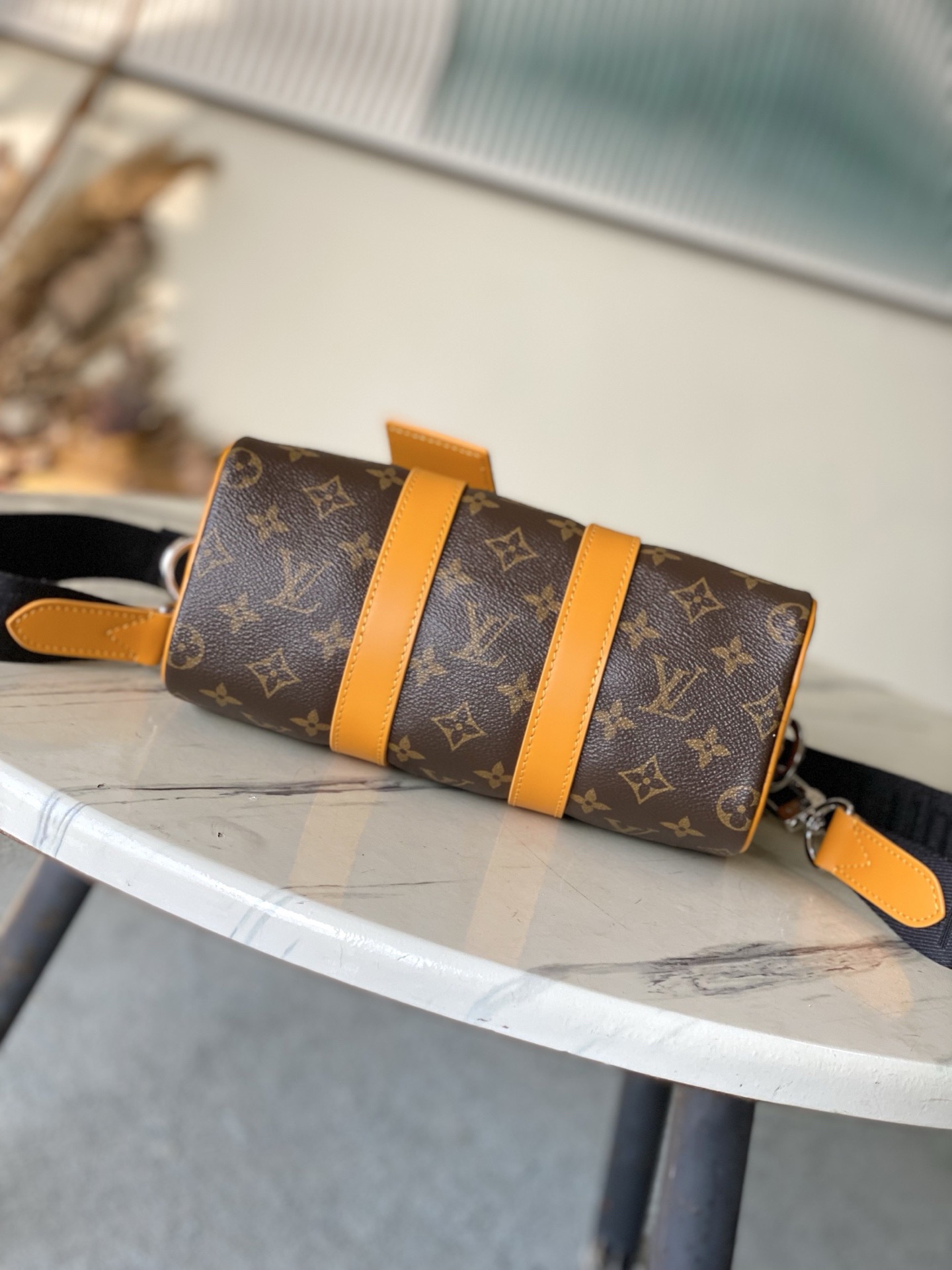 L*ouis V*uitton Top Bag