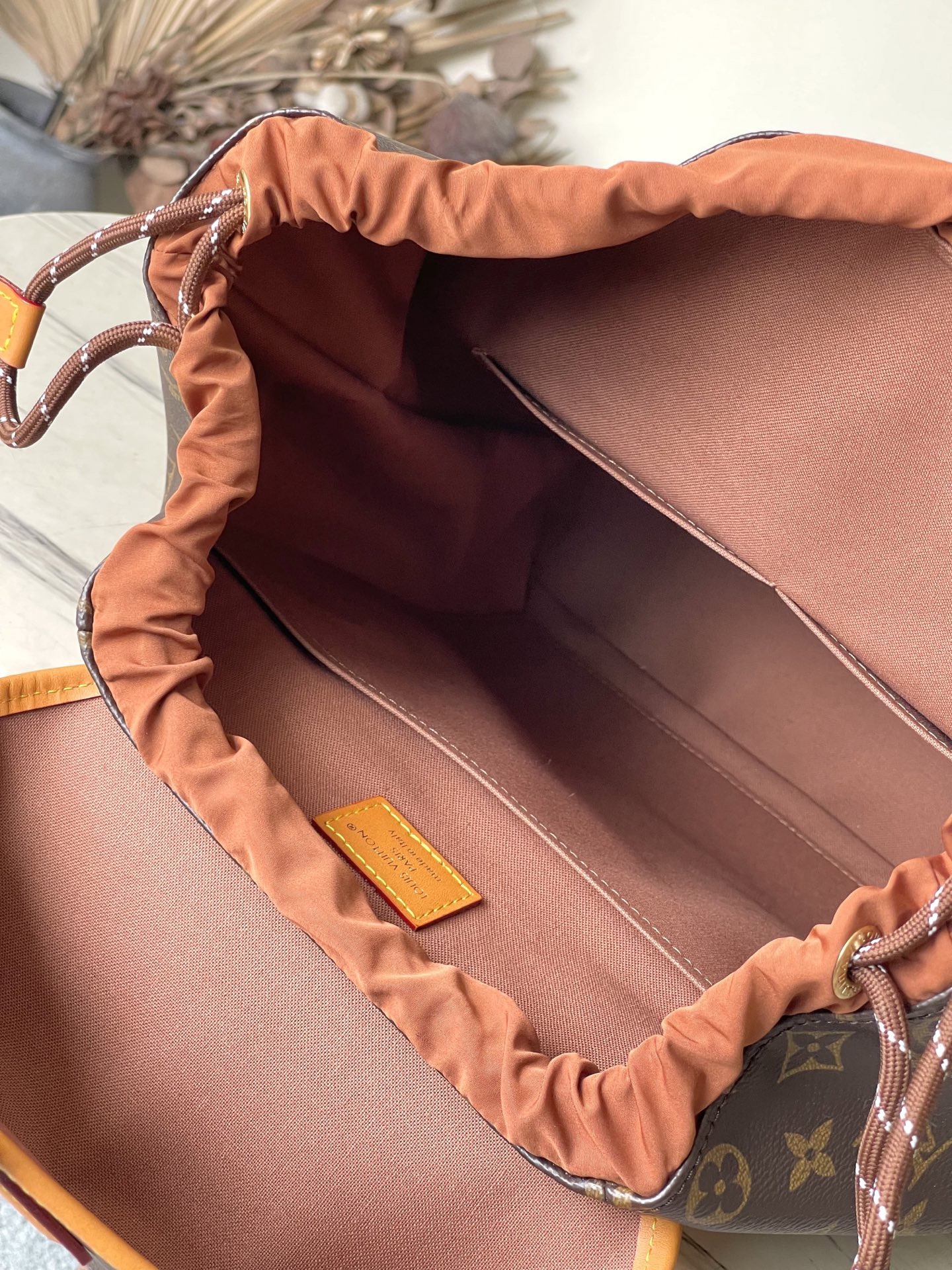 L*ouis V*uitton Top Bag