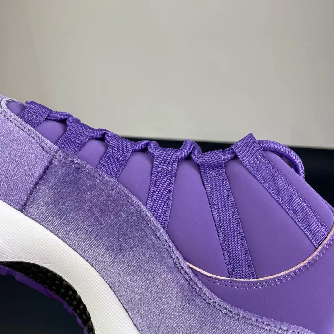 NIKE Air Jordan 11()