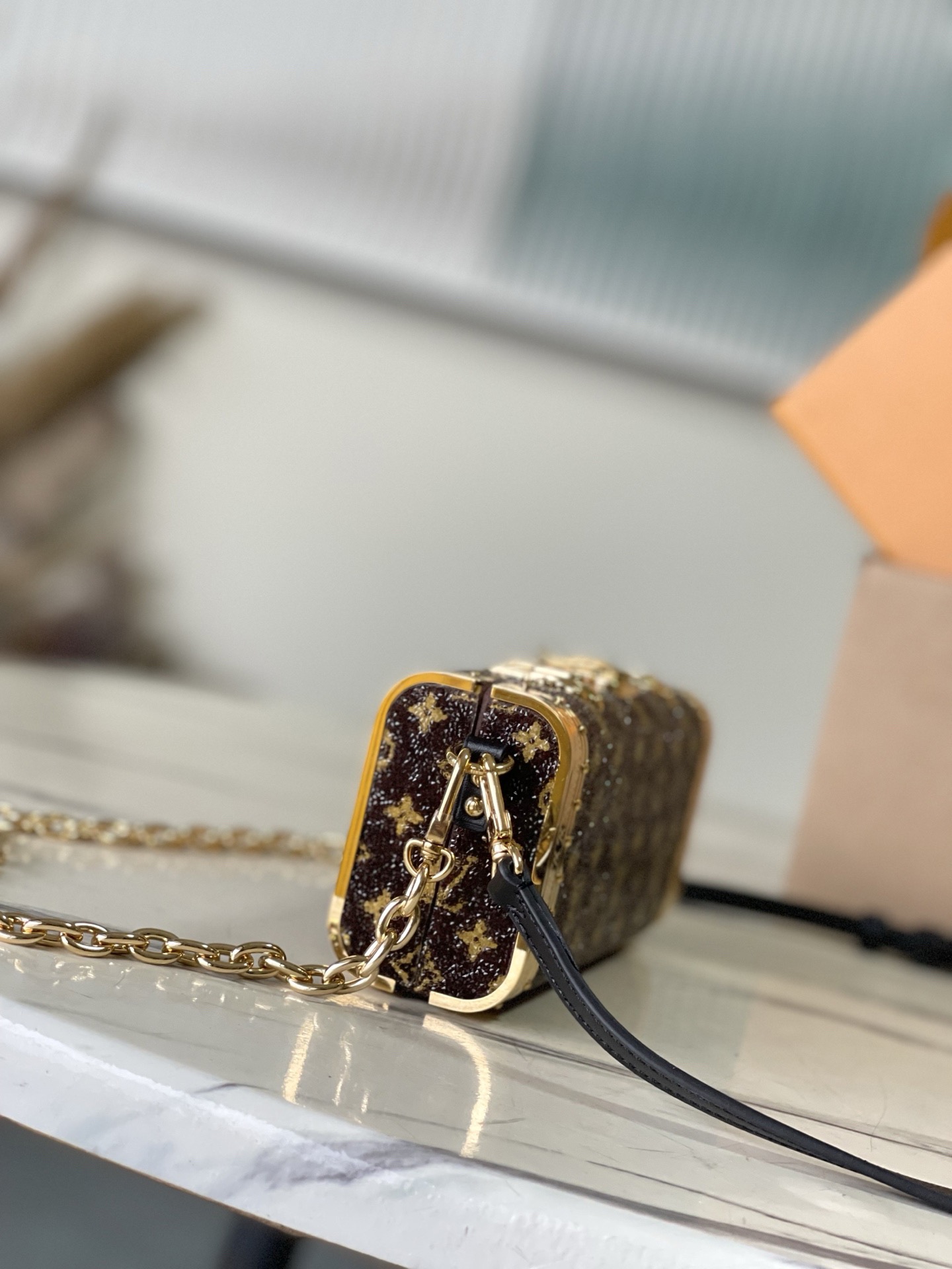 L*ouis V*uitton Top Bag