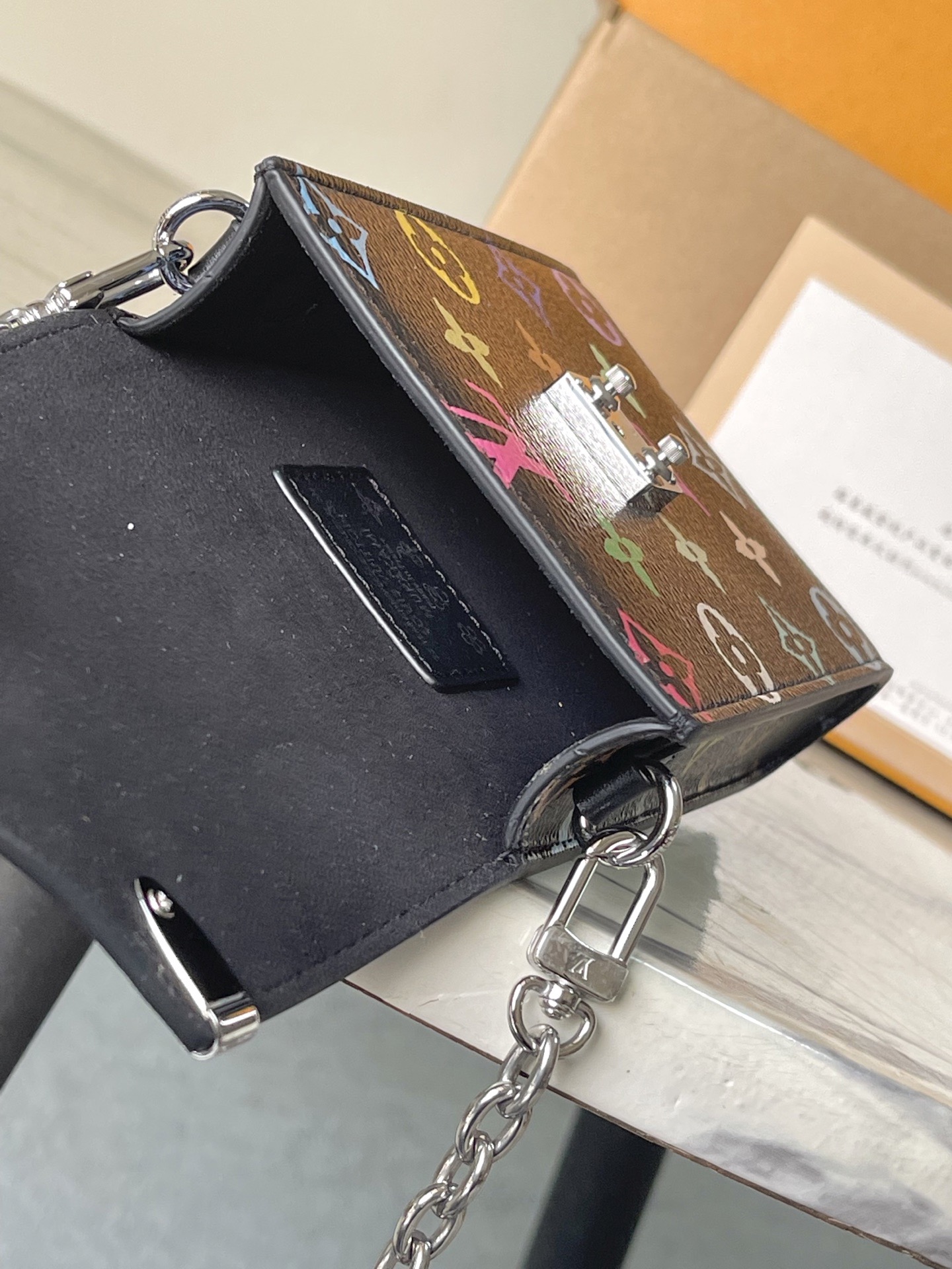 L*ouis V*uitton Top Bag