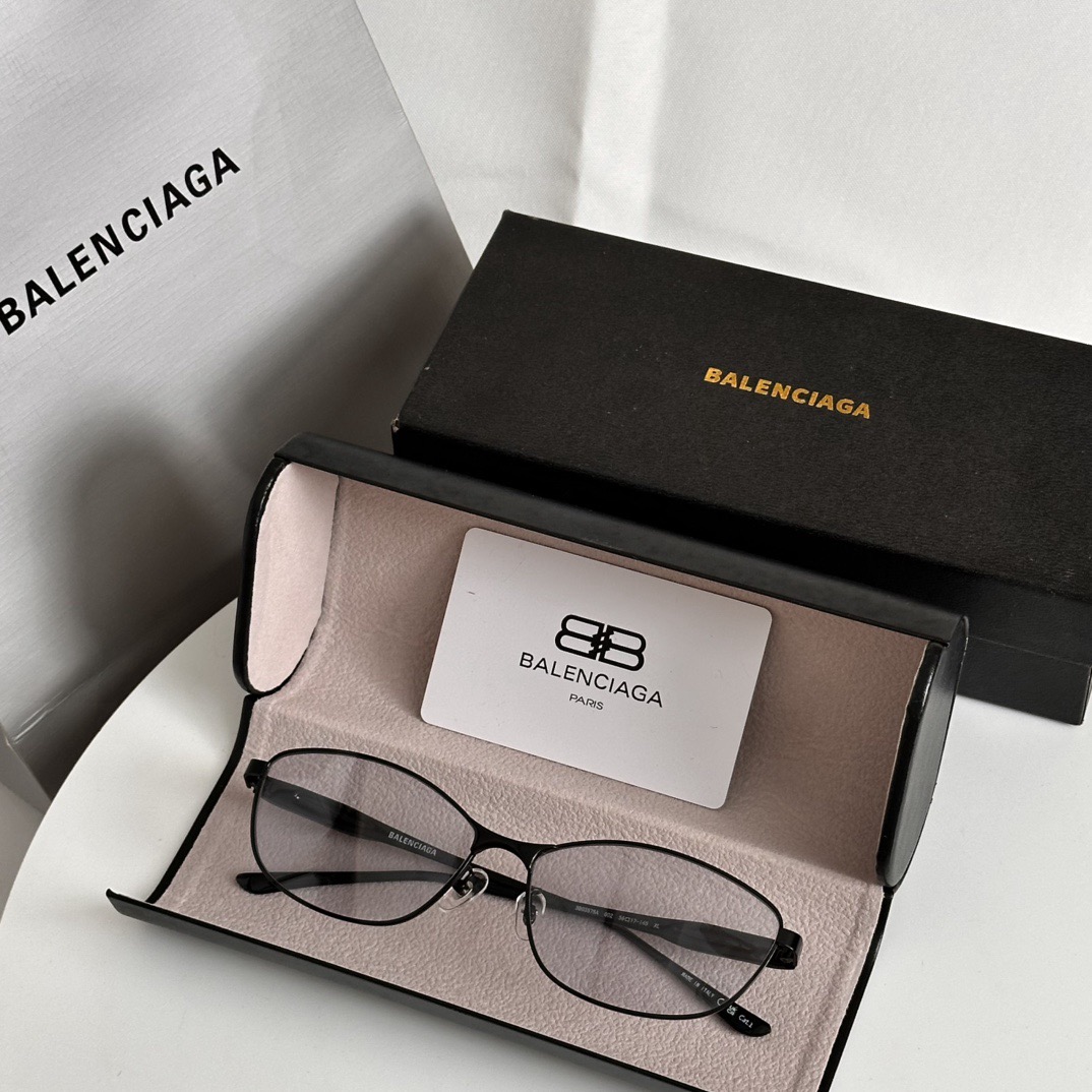 Top Quality B*alenciaga Glasses