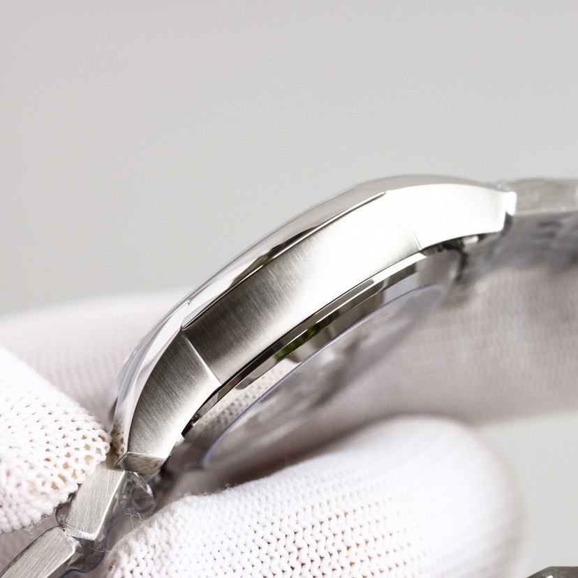 Top Quality 0*mega Watches