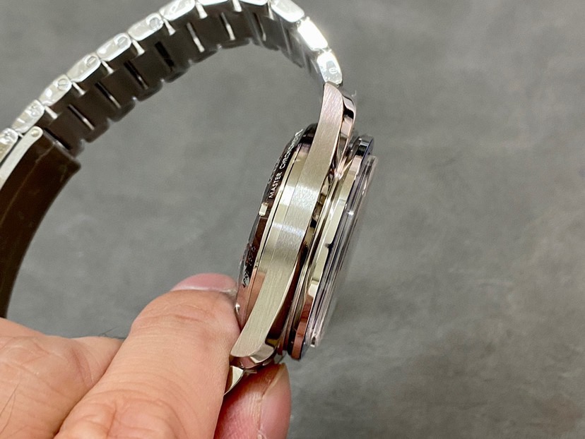 Top Quality 0*mega Watches