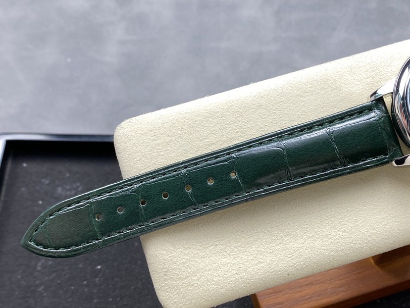 Top Quality 0*mega Watches