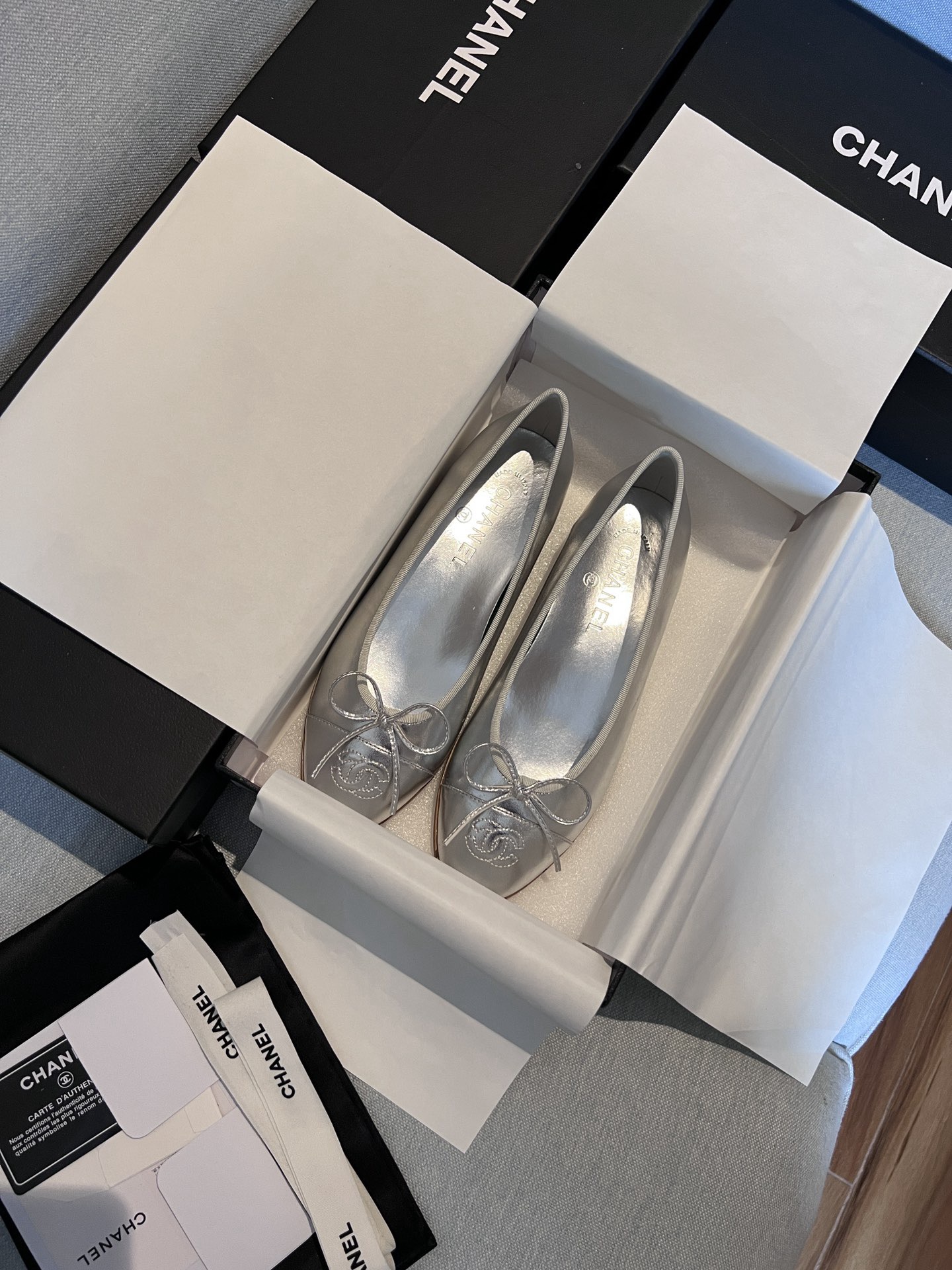 Women Top Quality C*hanel shoes