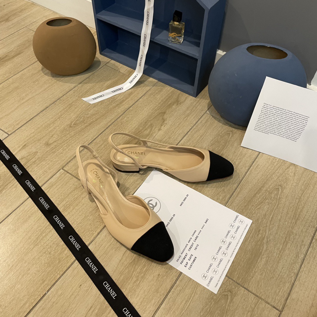 Women Top Quality C*hanel shoes