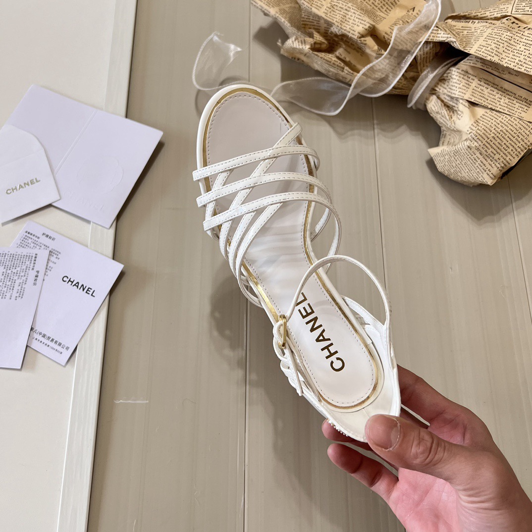 Women Top Quality C*hanel shoes