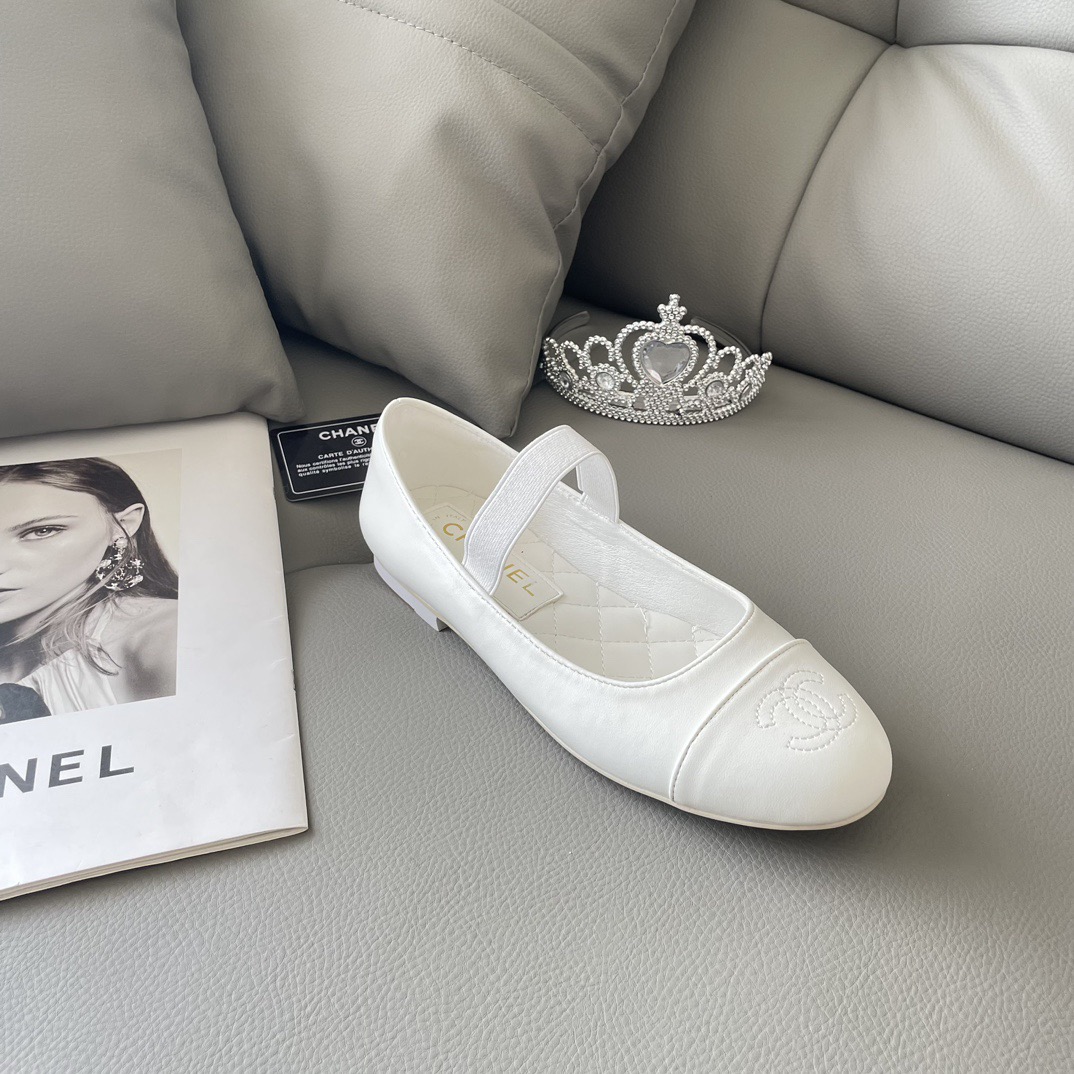 Women Top Quality C*hanel shoes