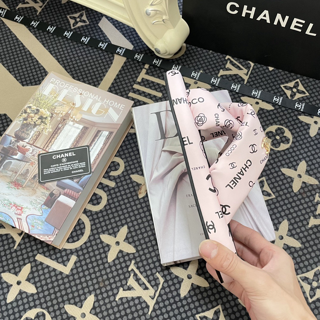 Women Top Quality C*hanel shoes