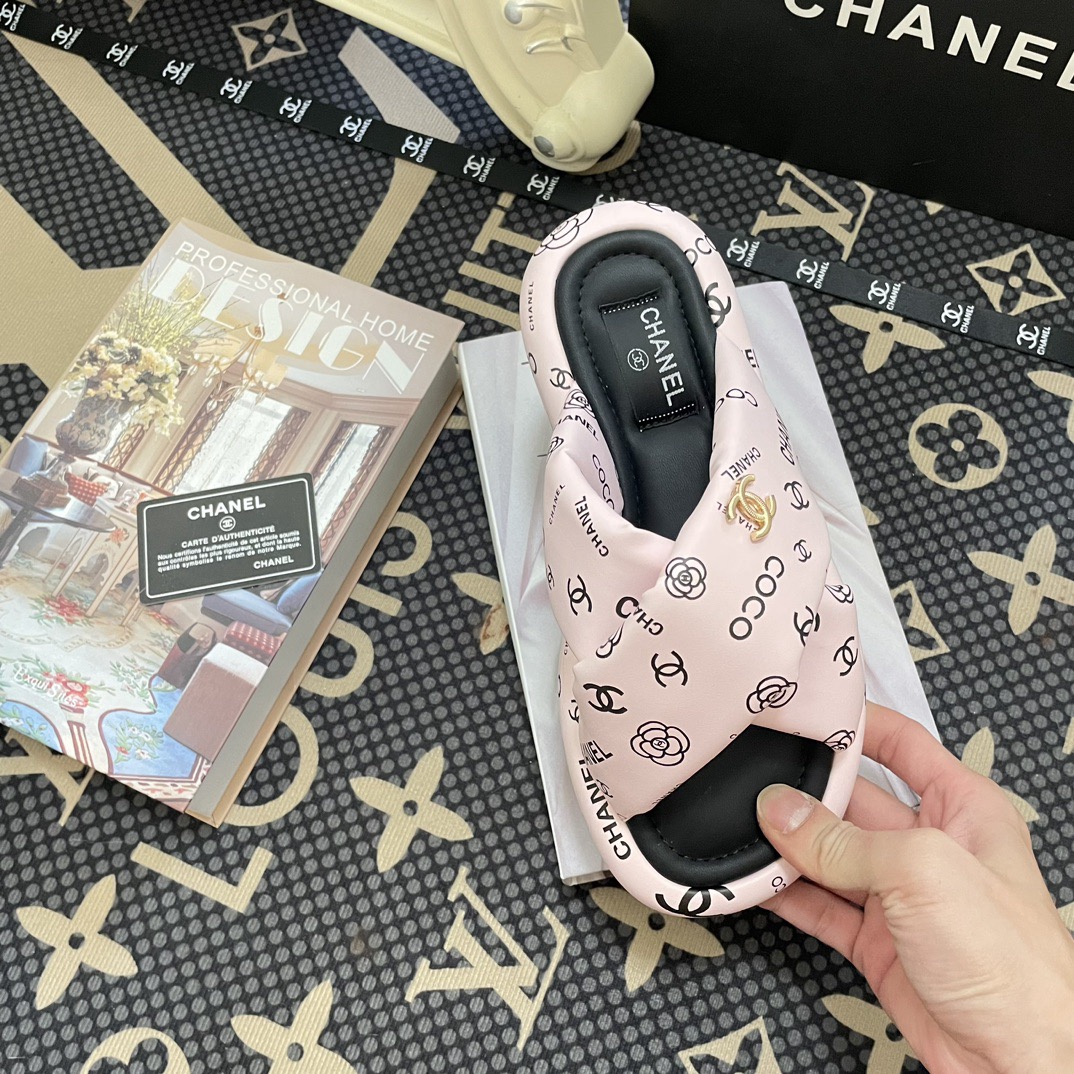 Women Top Quality C*hanel shoes