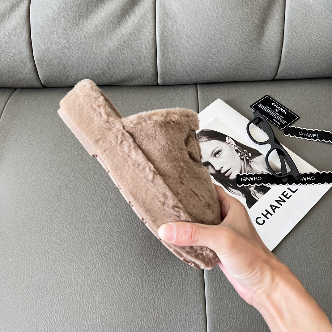 Women Top Quality C*hanel shoes