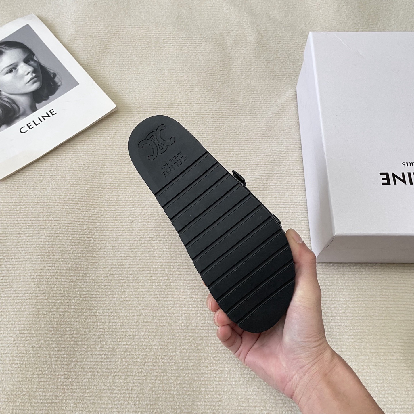 Women Top Quality C*eline shoes