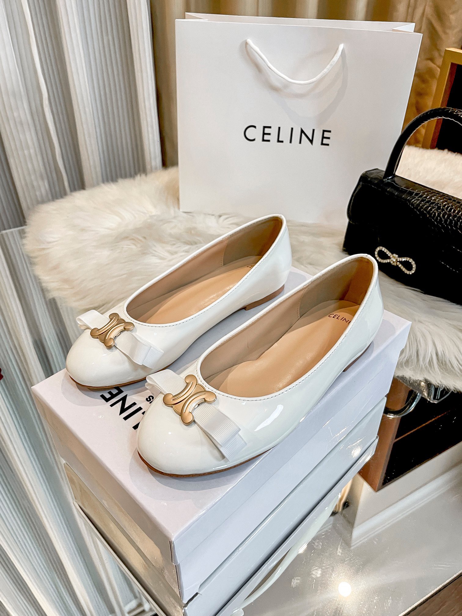 Women Top Quality C*eline shoes