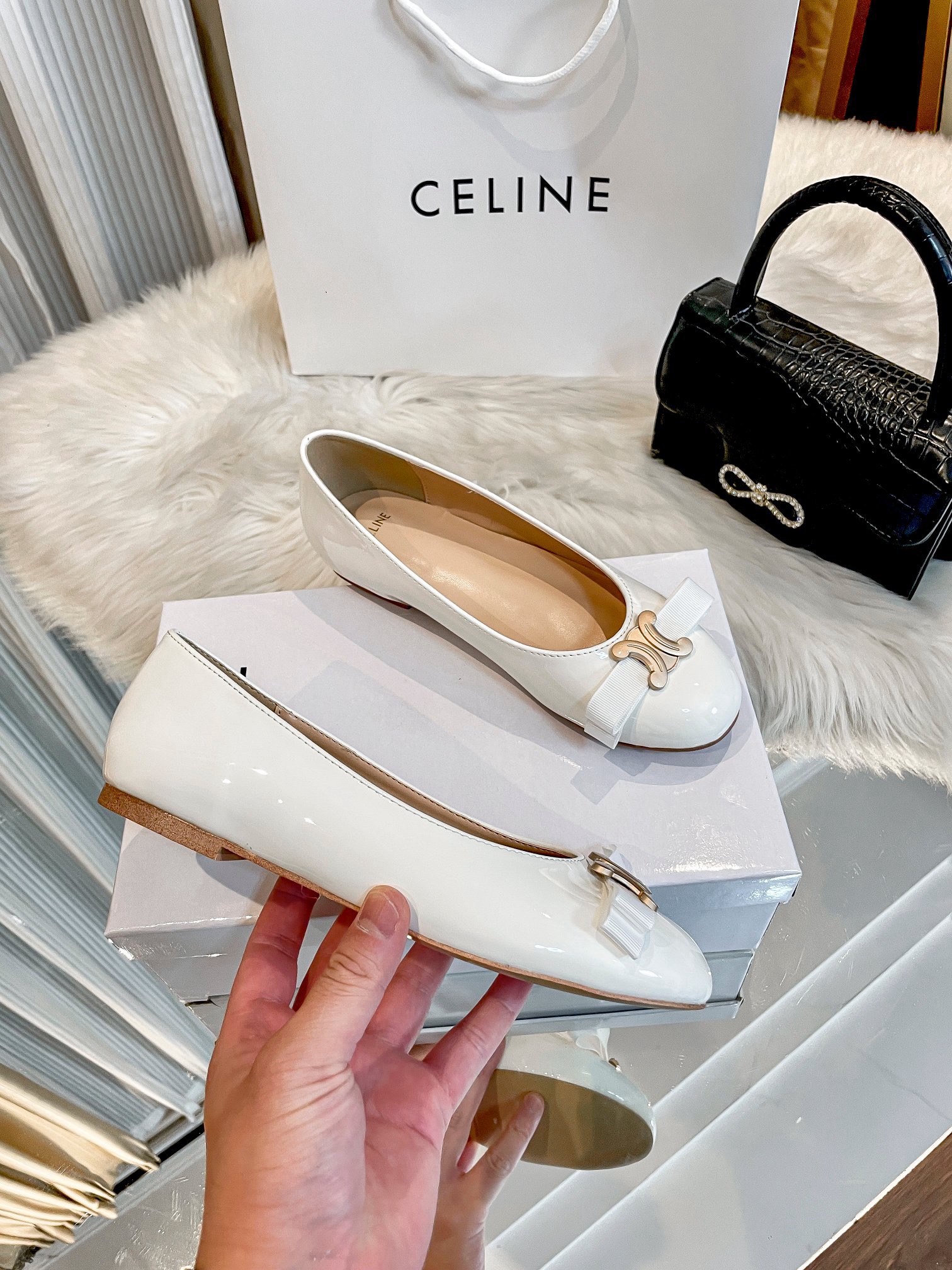 Women Top Quality C*eline shoes