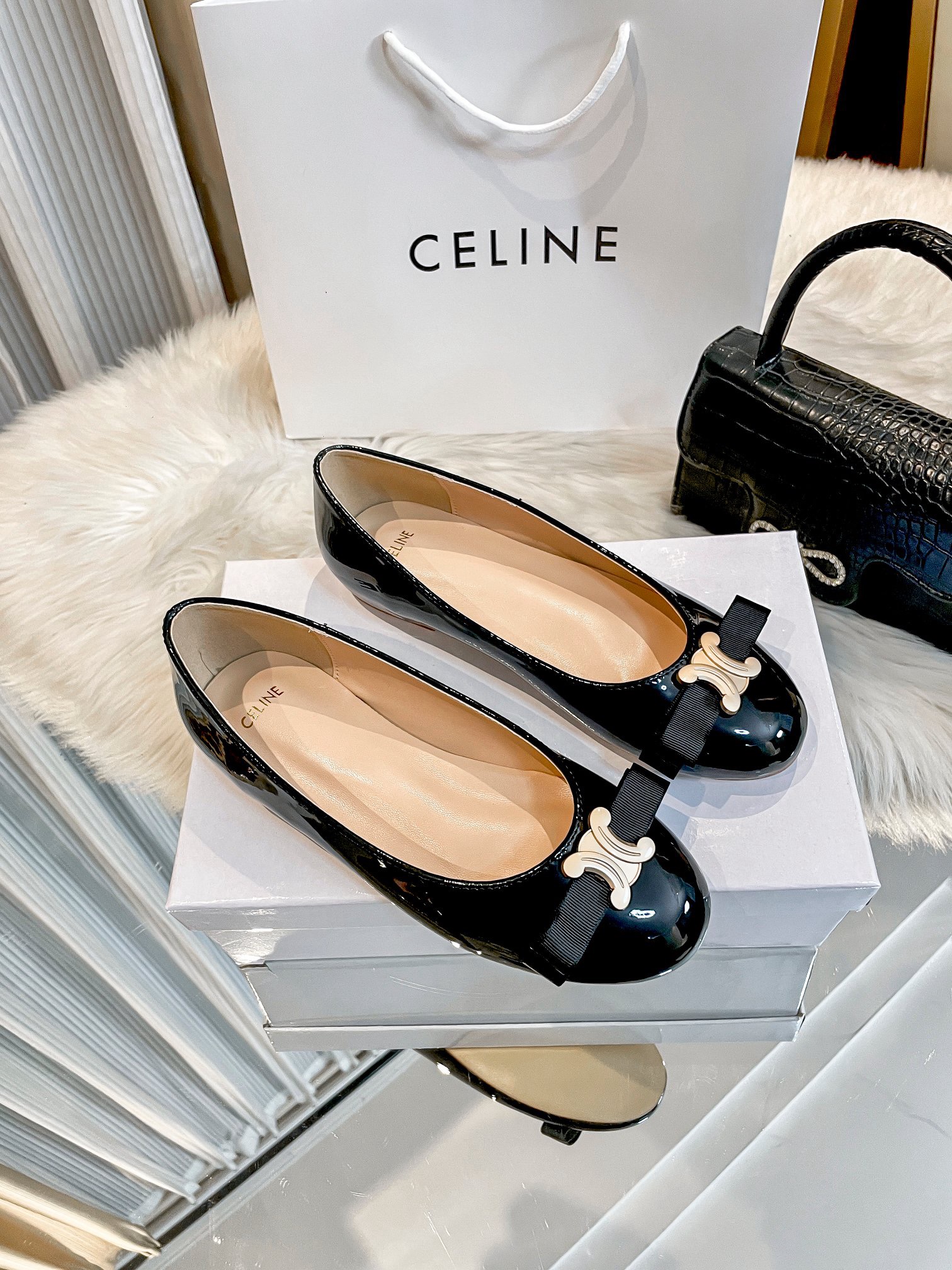 Women Top Quality C*eline shoes