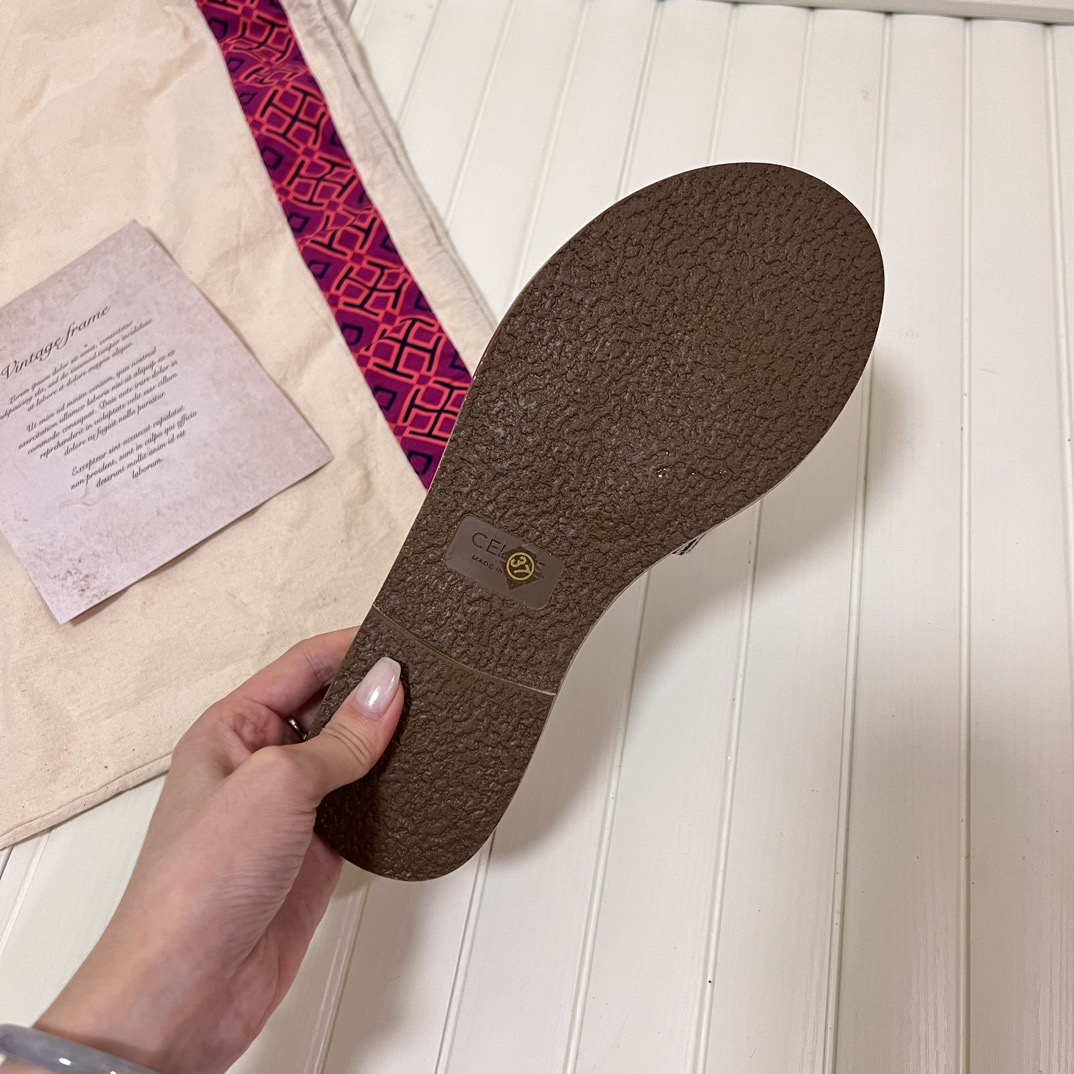 Women Top Quality C*eline shoes