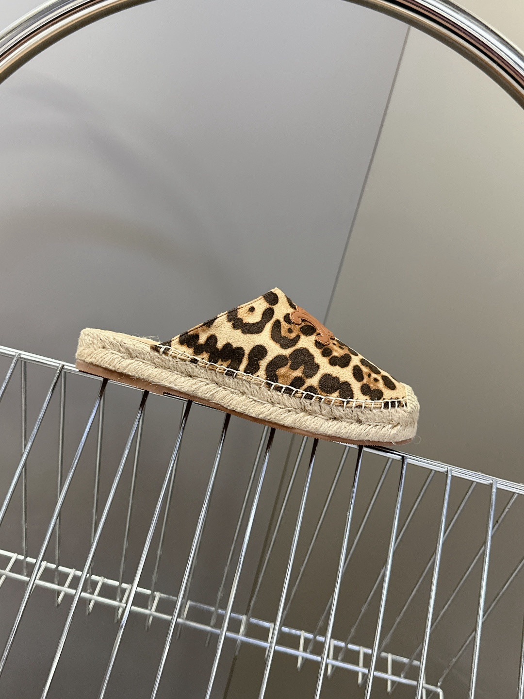 Women Top Quality C*eline shoes