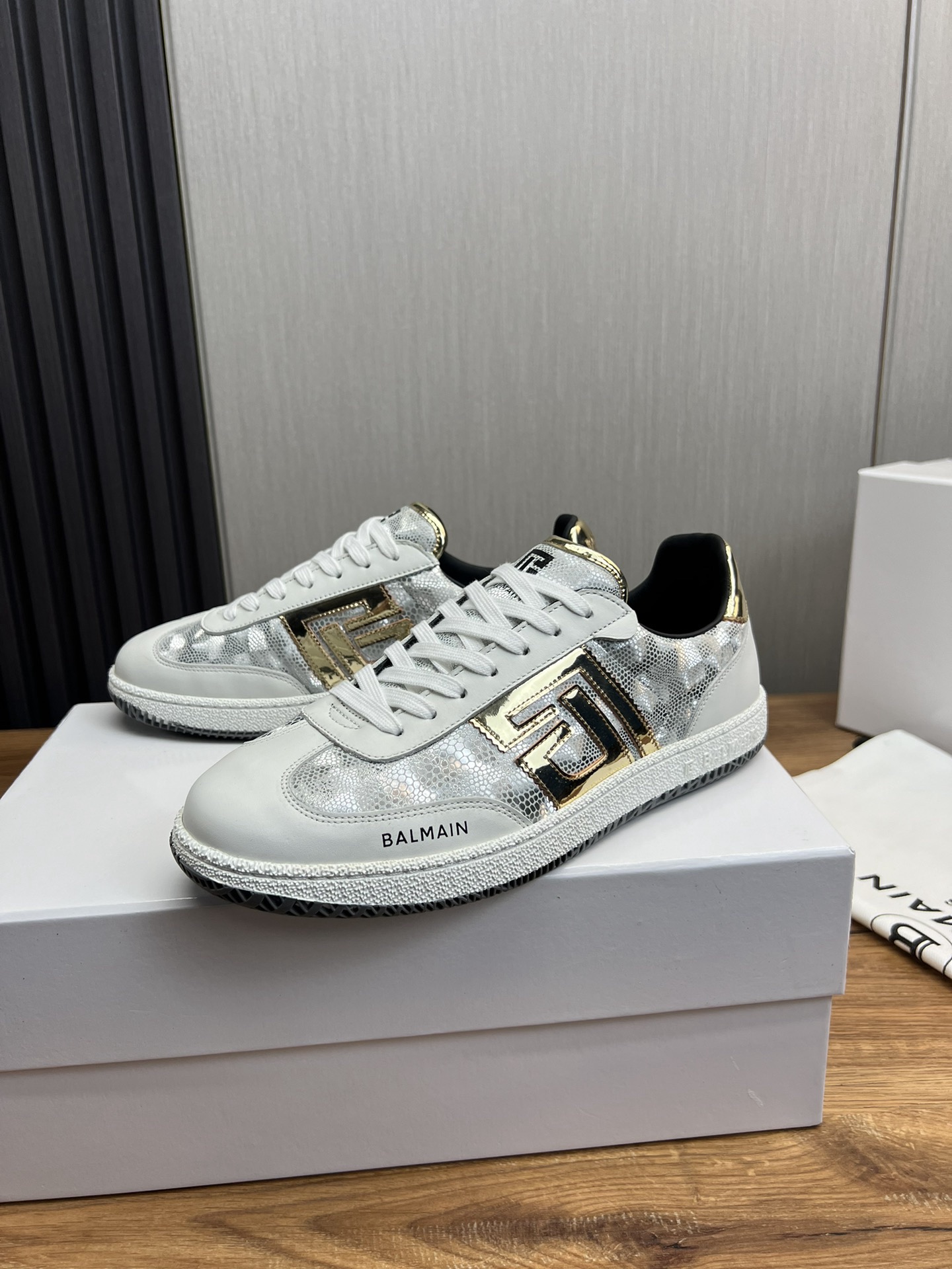 Women Men Top Quality B*almain shoes