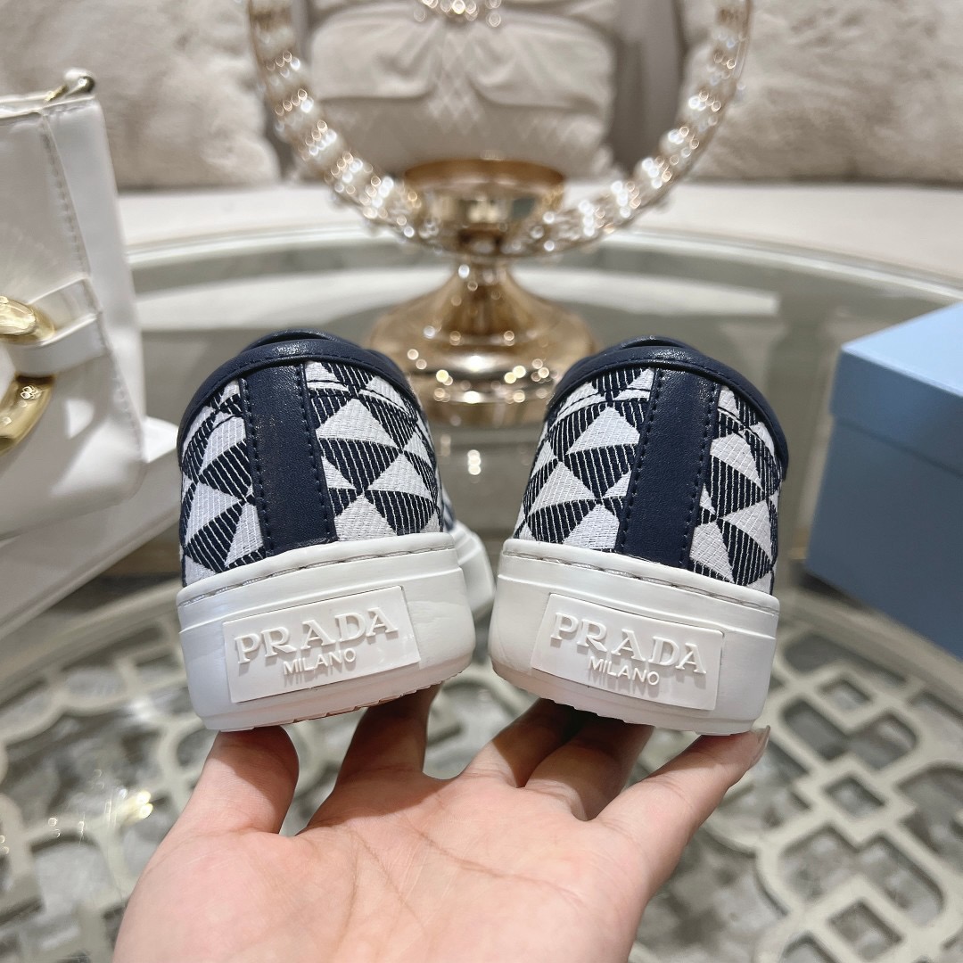 Women Men Top Quality P*rada shoes