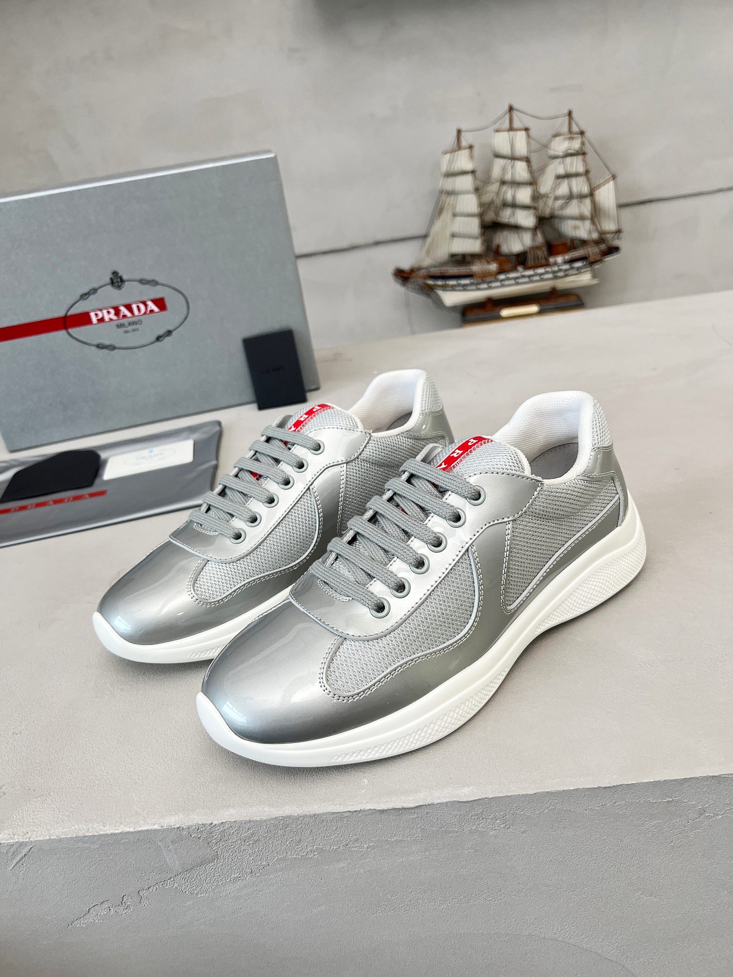 Women Men Top Quality P*rada shoes