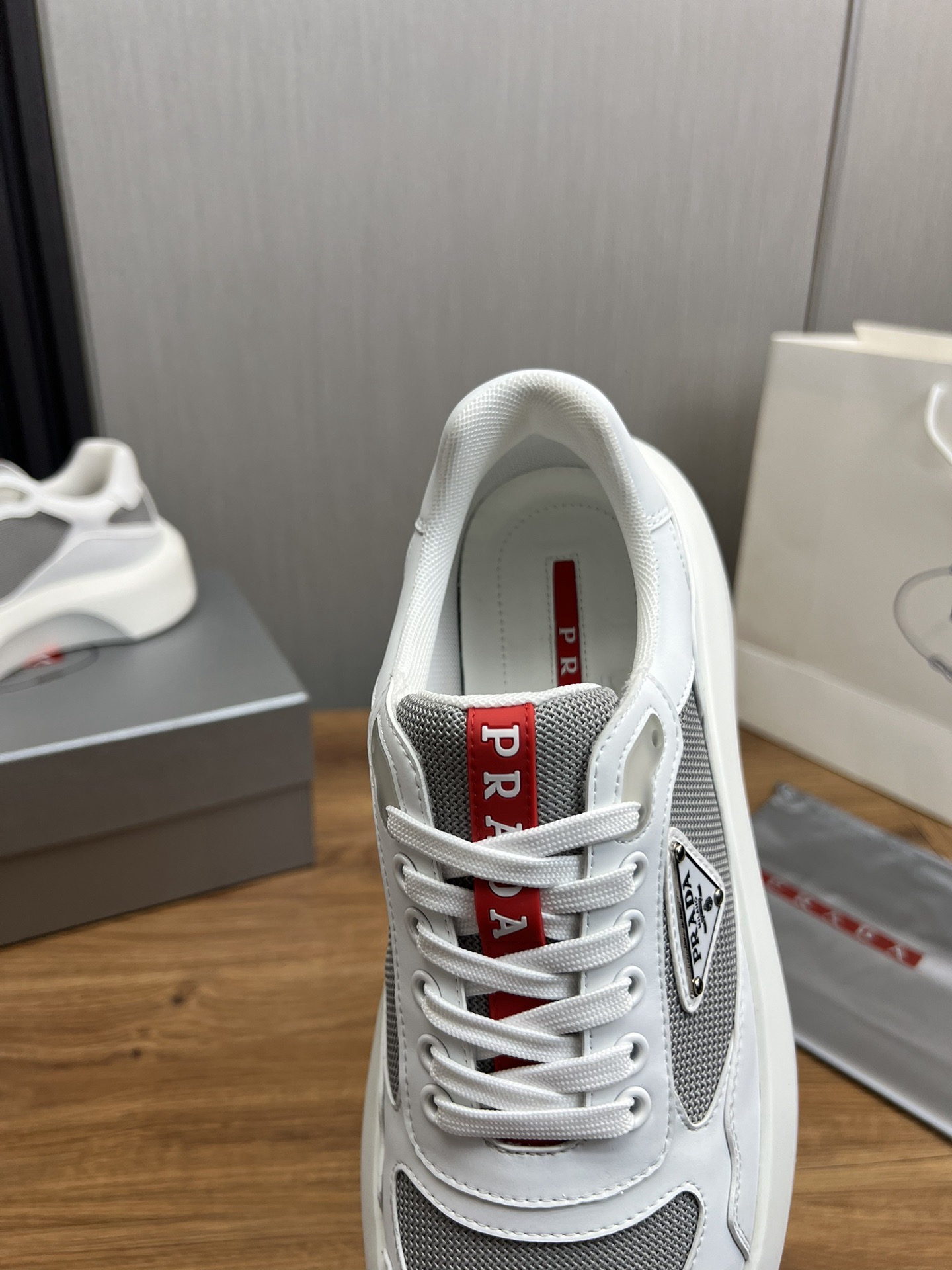 Women Men Top Quality P*rada shoes