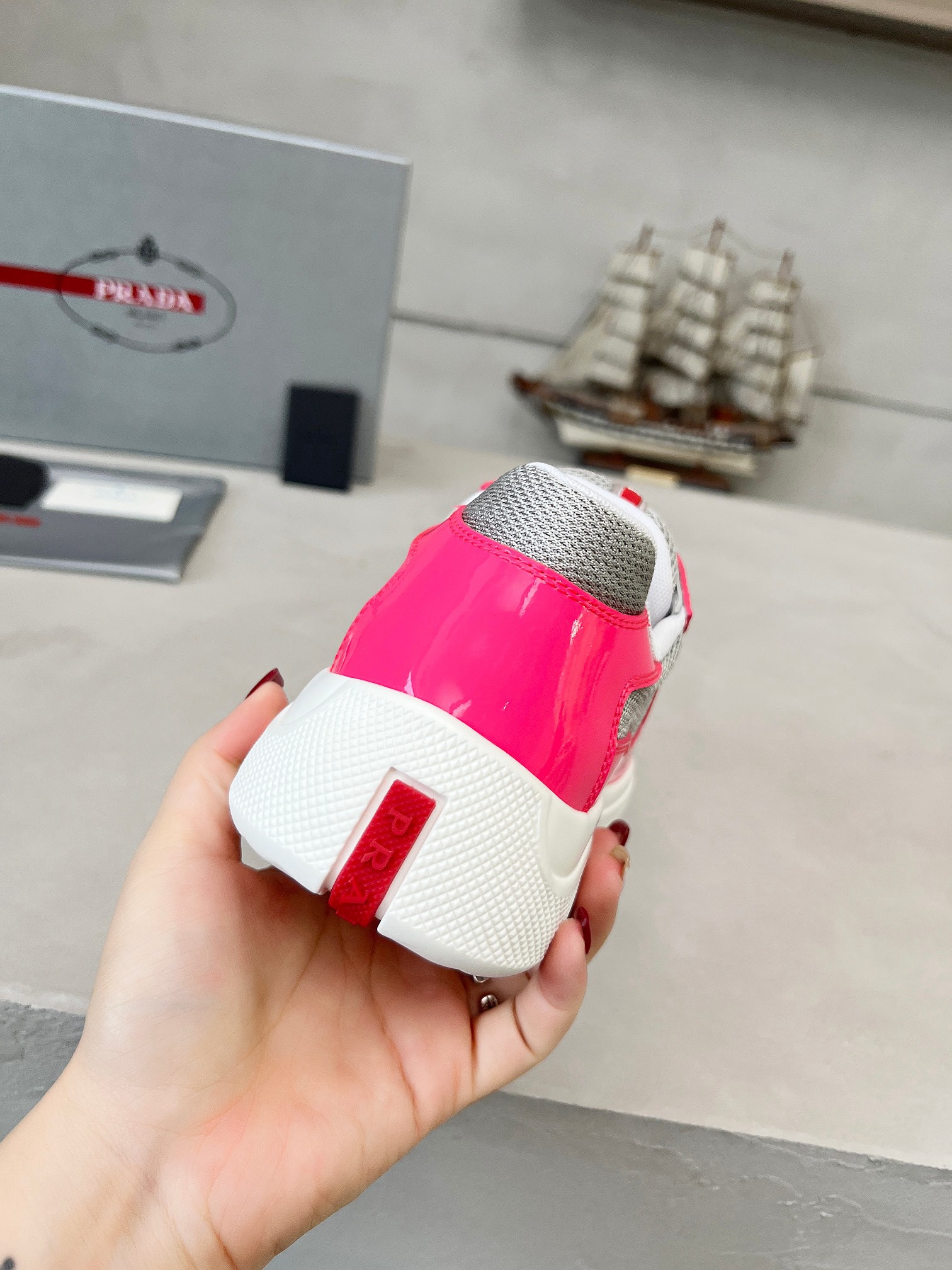 Women Men Top Quality P*rada shoes