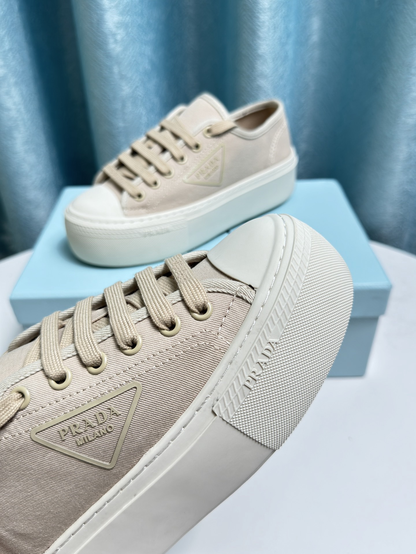 Women Men Top Quality P*rada shoes