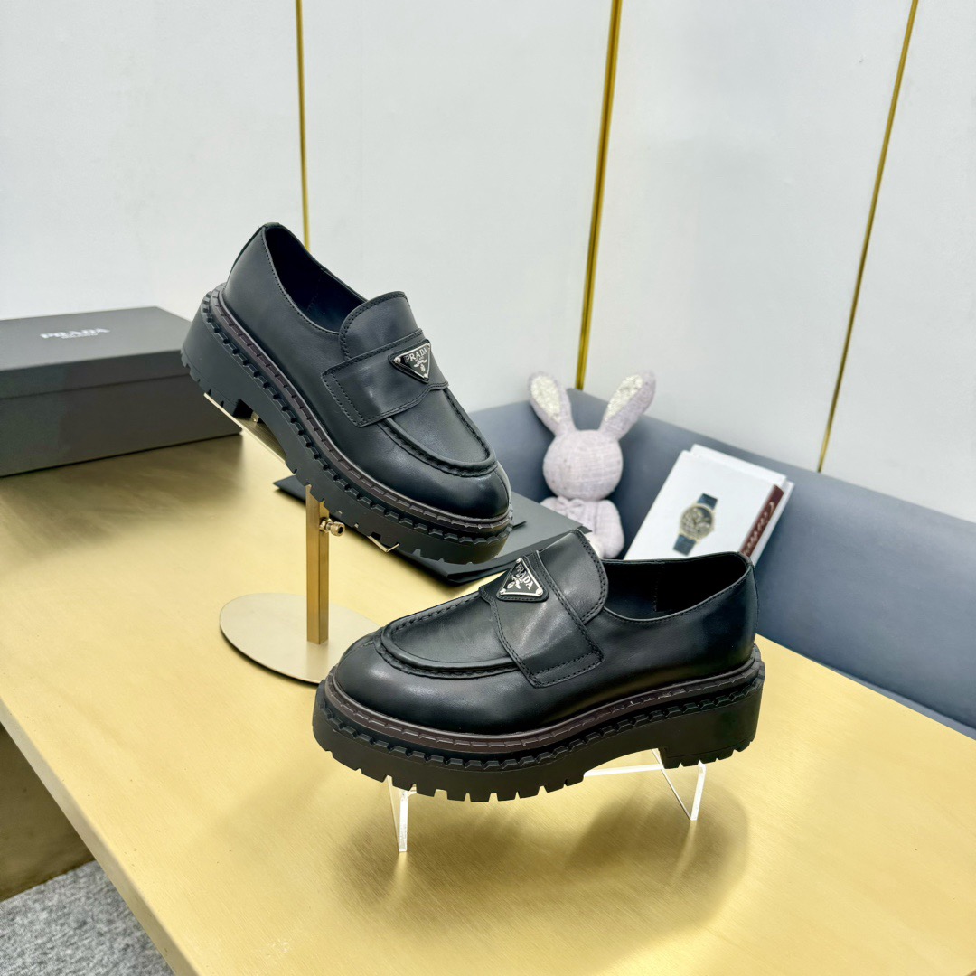 Women Men Top Quality P*rada shoes