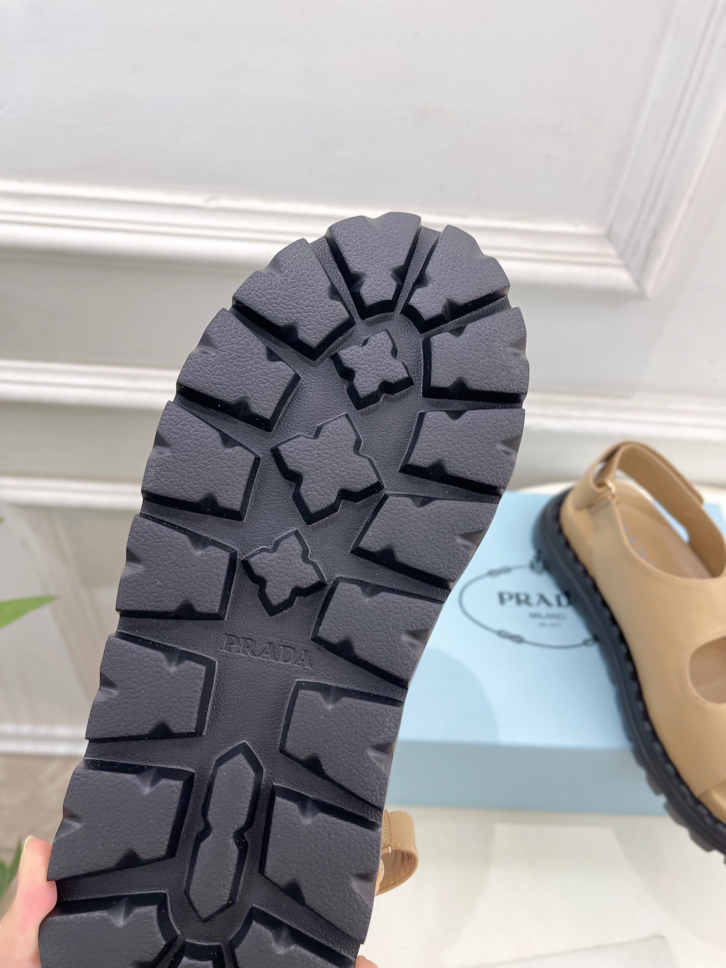 Women Men Top Quality P*rada shoes