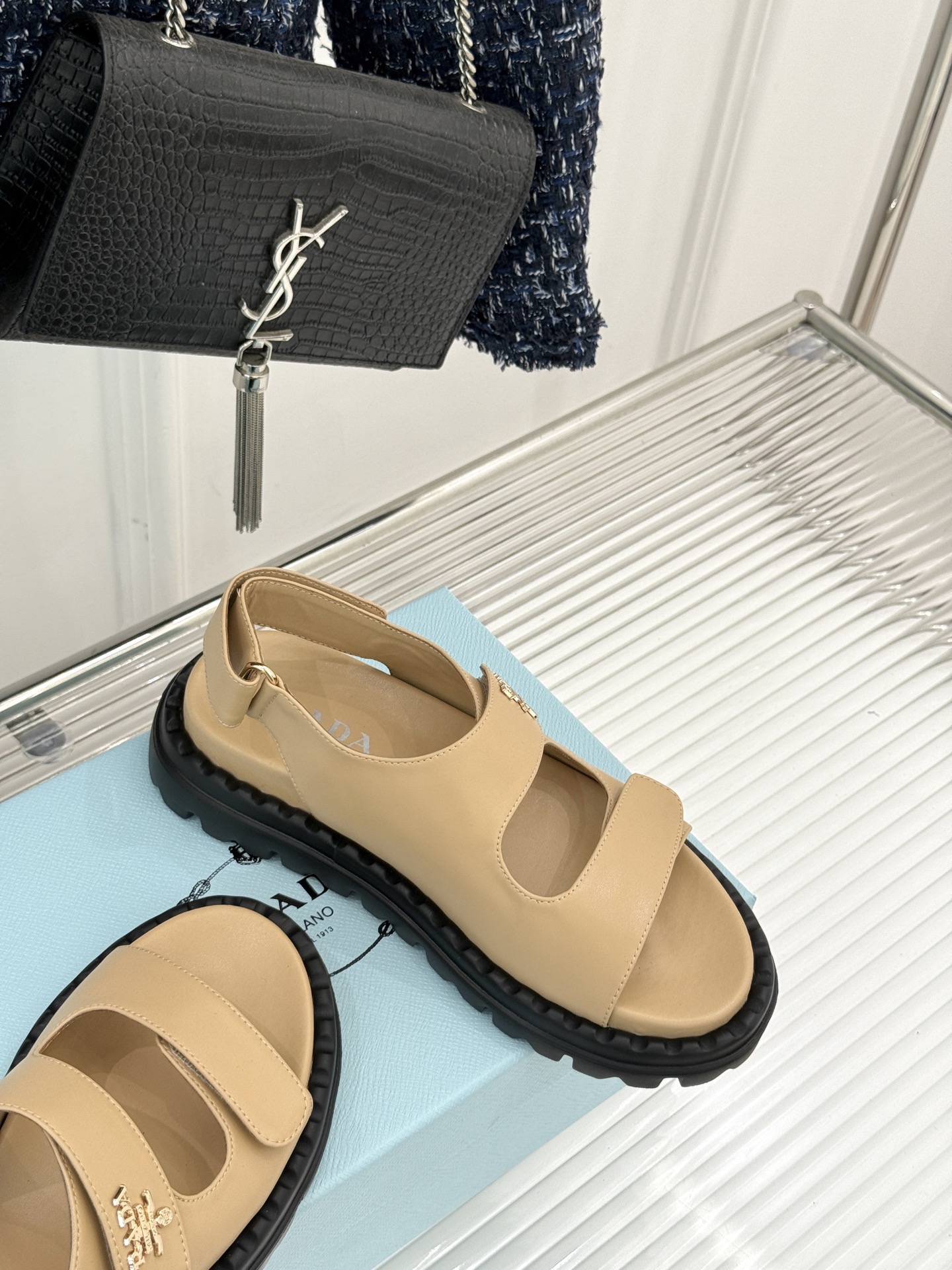 Women Men Top Quality P*rada shoes