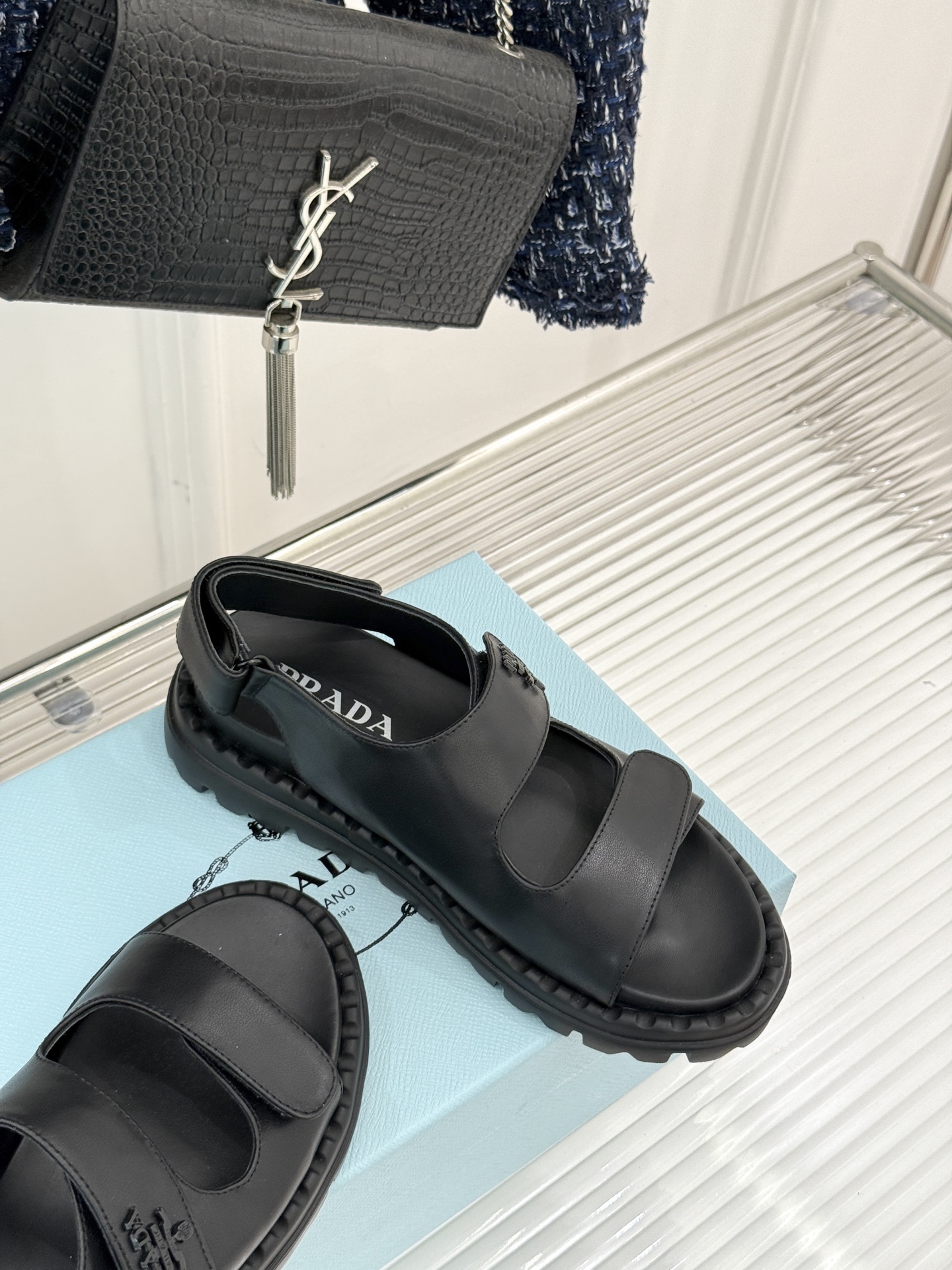 Women Men Top Quality P*rada shoes