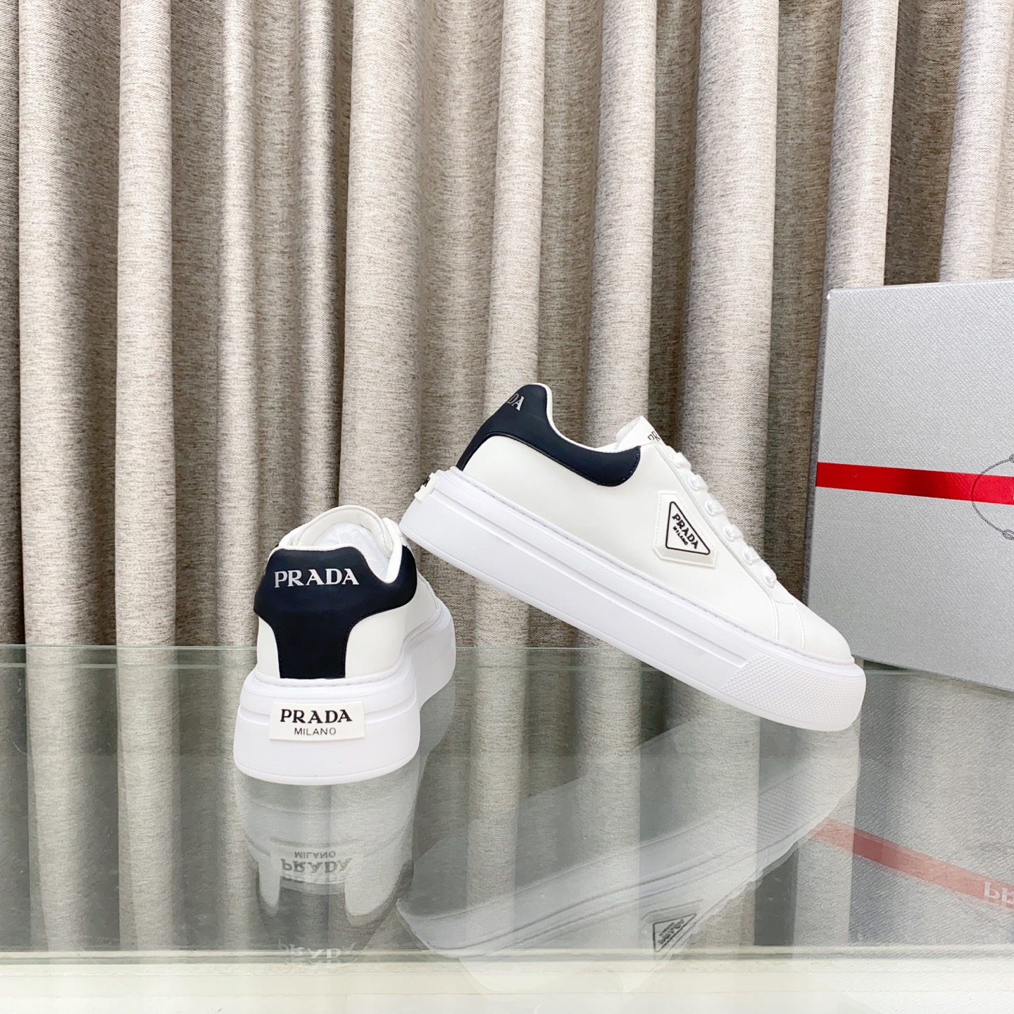 Women Men Top Quality P*rada shoes