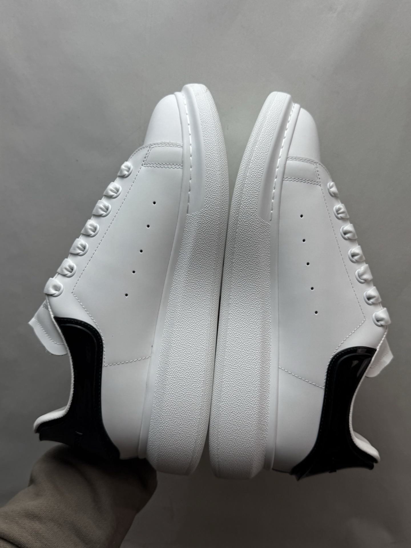 Men Women size 35-45 A*lexander M*cqueen Sneaker Top Quality 1:1