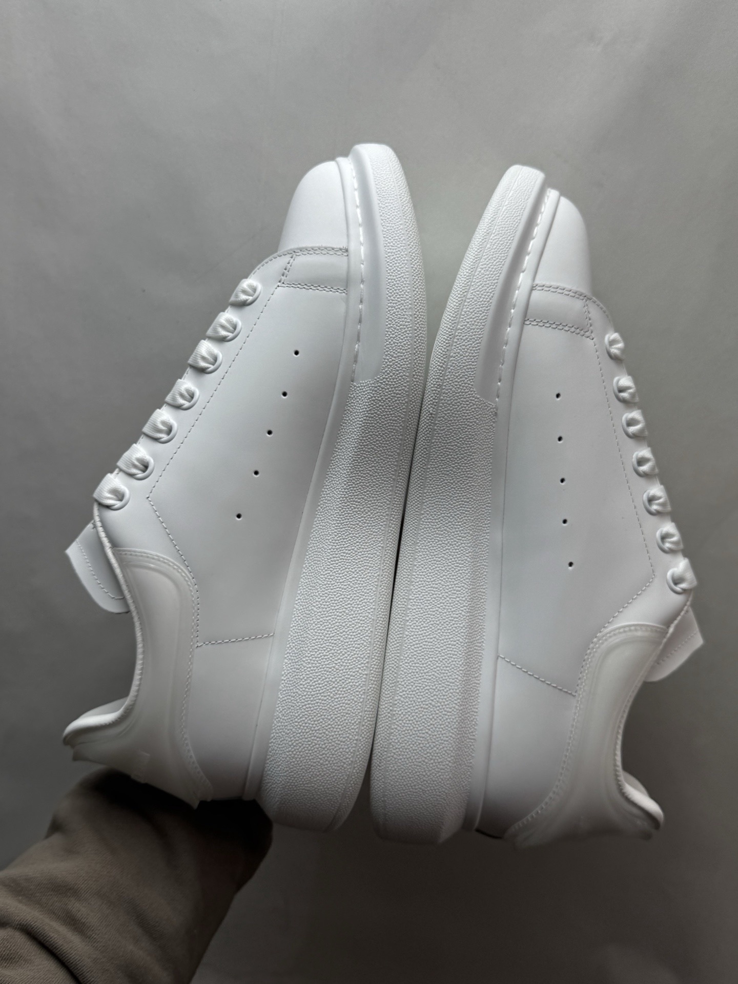 Men Women size 35-45 A*lexander M*cqueen Sneaker Top Quality 1:1