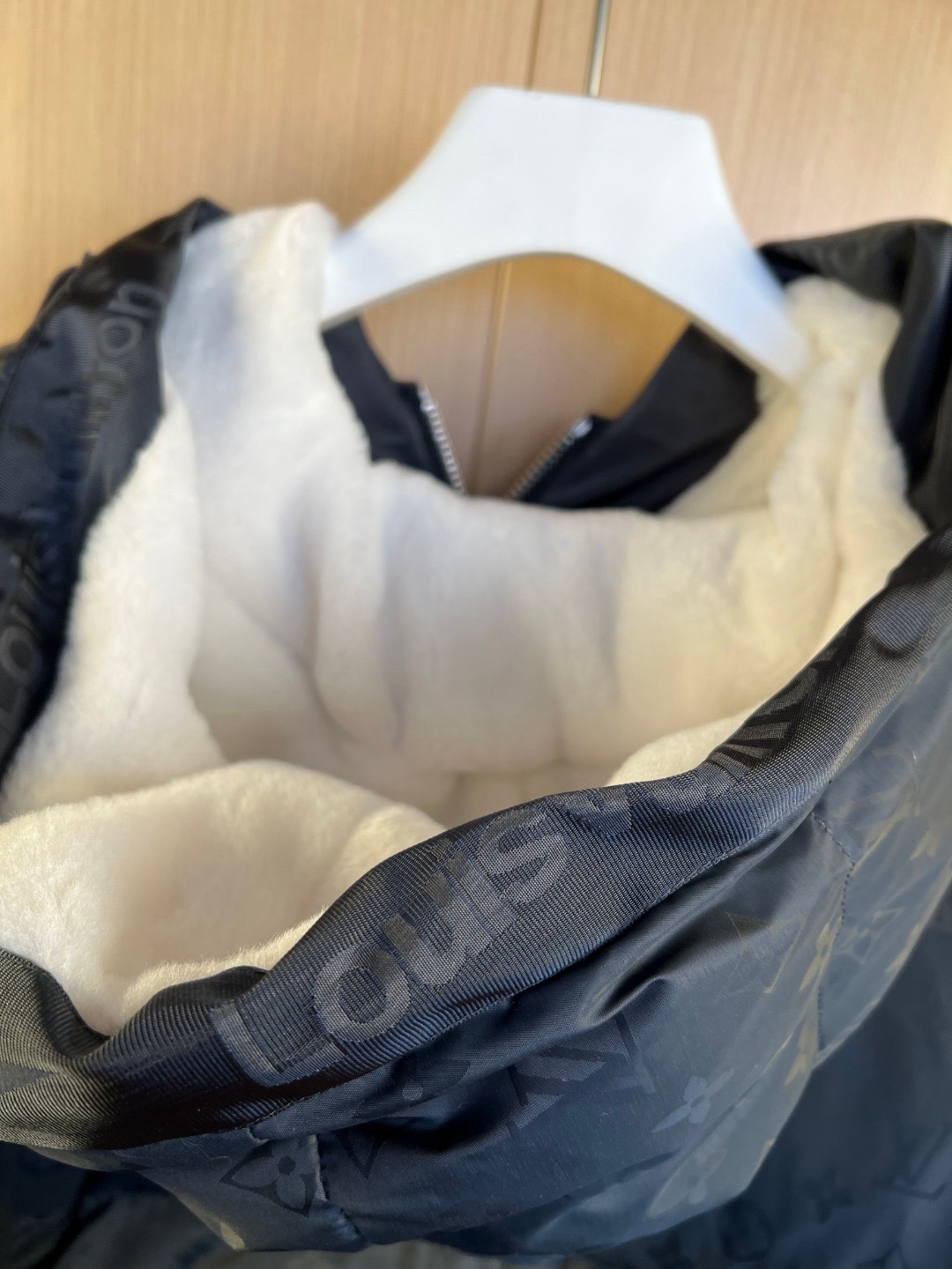 L*V Louis Vuitt*on Top Quality 1:1 Jacket